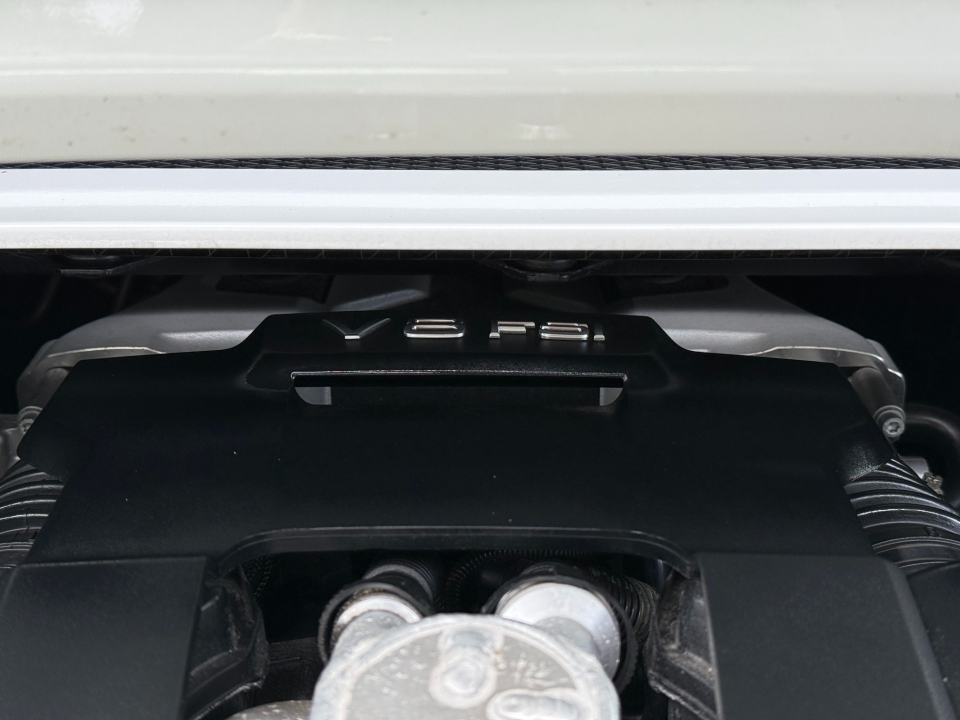 Used-2014-Audi-R8-42-quattro-Spyder