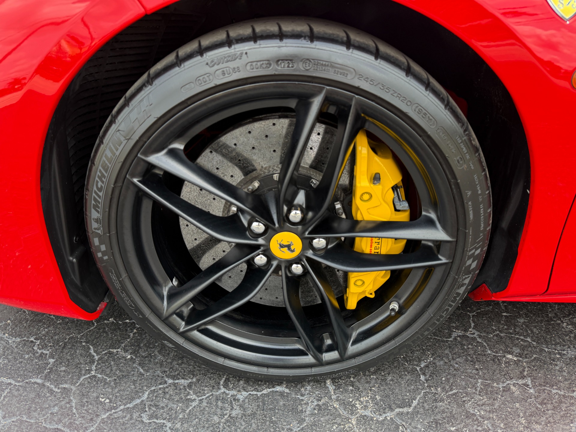 Used-2017-Ferrari-488-Spider