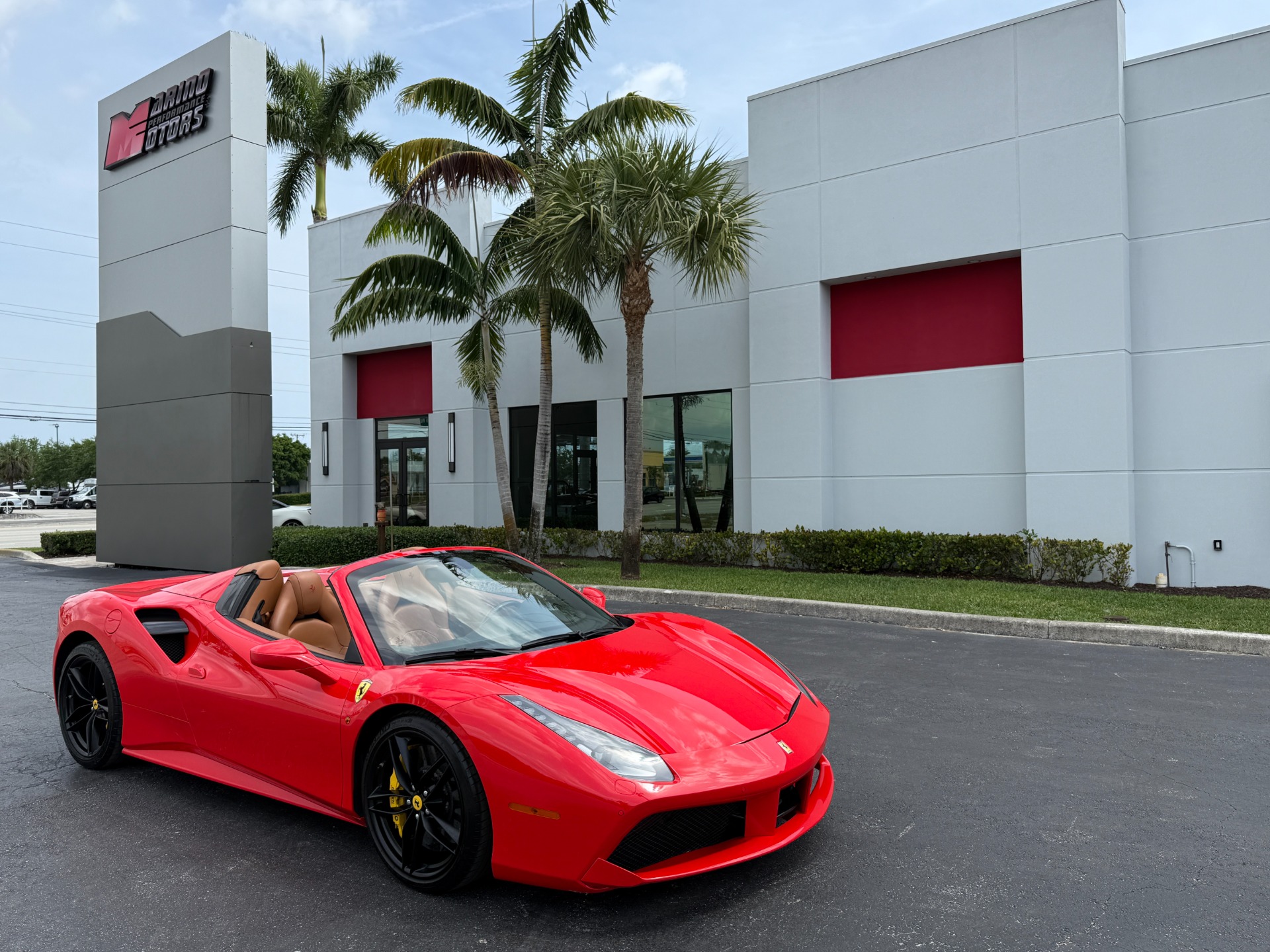 Used-2017-Ferrari-488-Spider