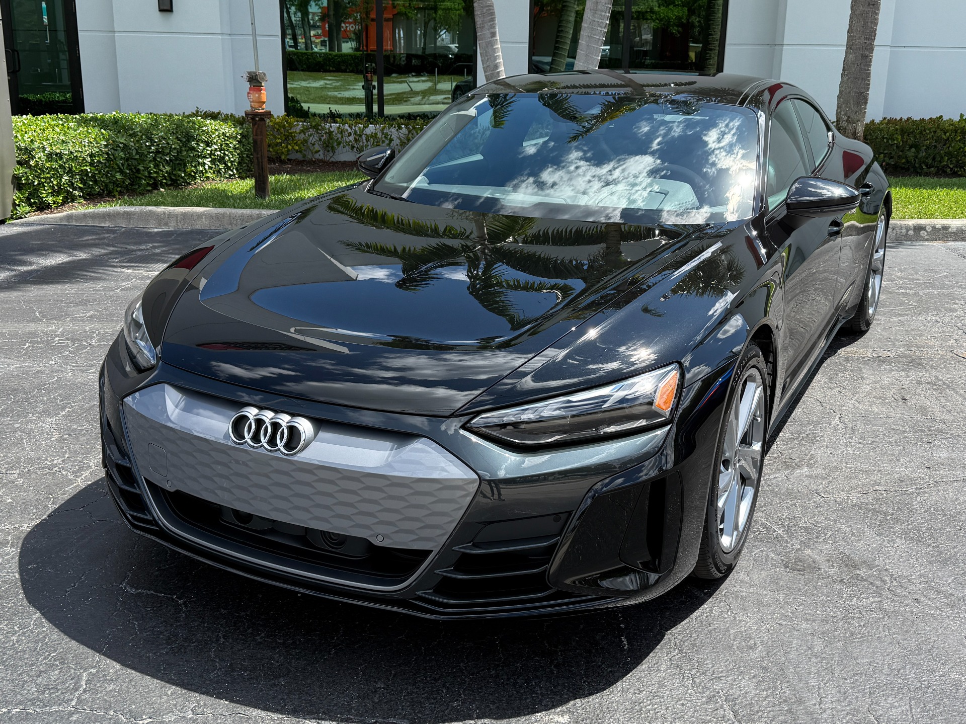 Used-2022-Audi-e-tron-GT-quattro-Premium-Plus