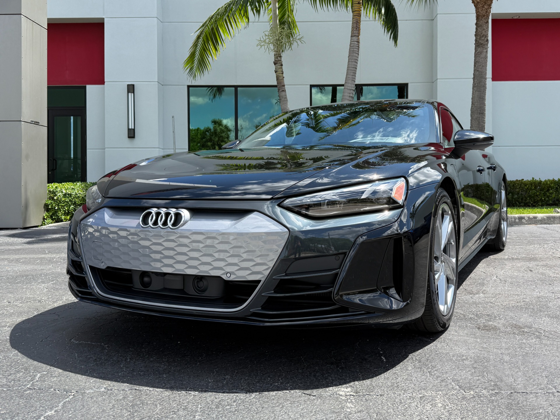 Used-2022-Audi-e-tron-GT-quattro-Premium-Plus
