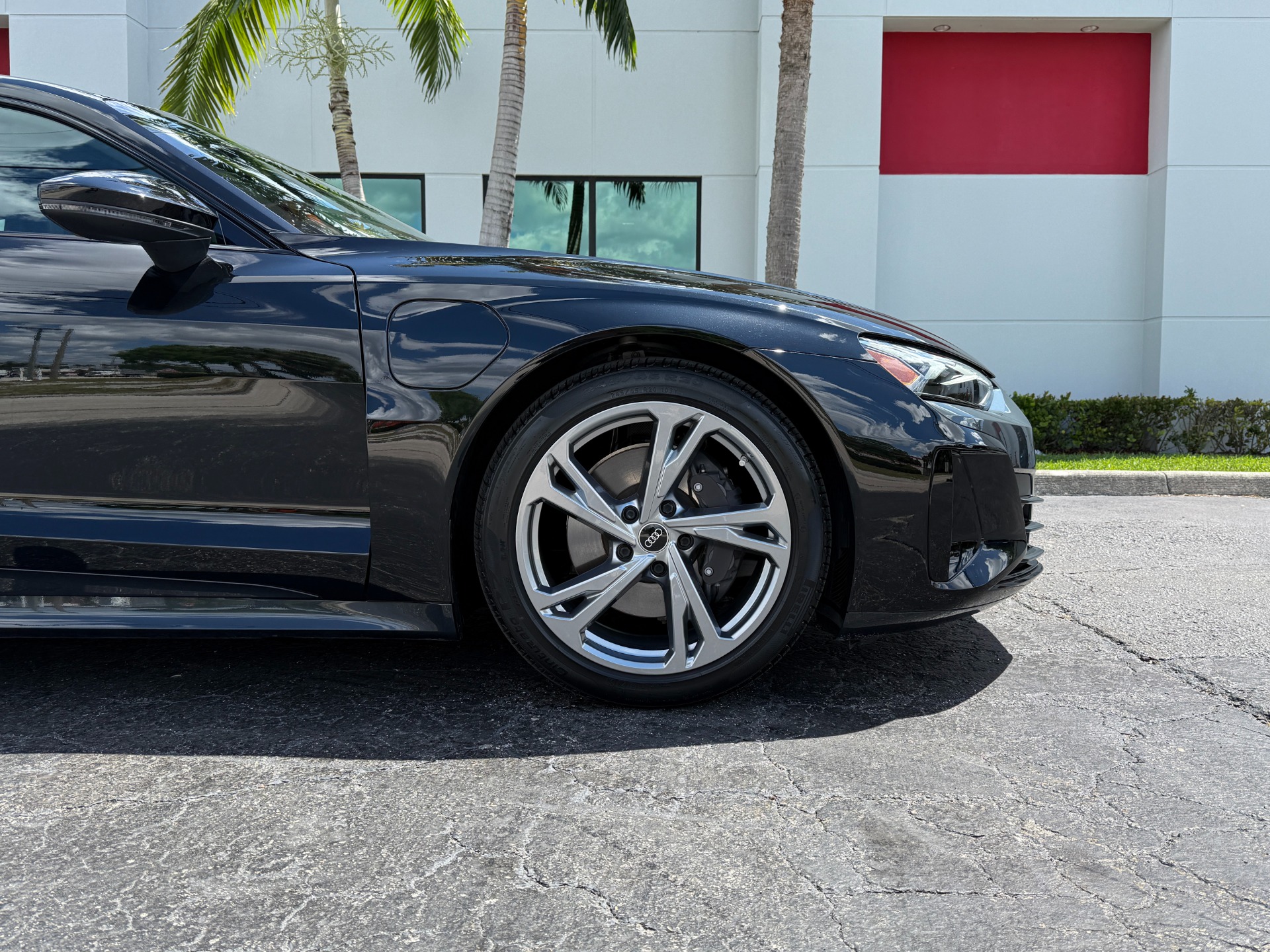 Used-2022-Audi-e-tron-GT-quattro-Premium-Plus