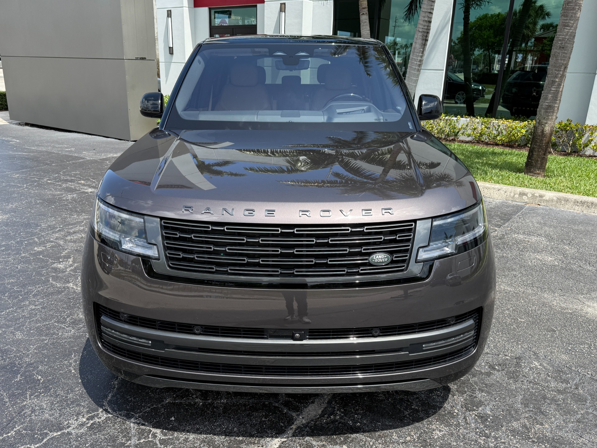 Used-2023-Land-Rover-Range-Rover-P400-SE-LWB