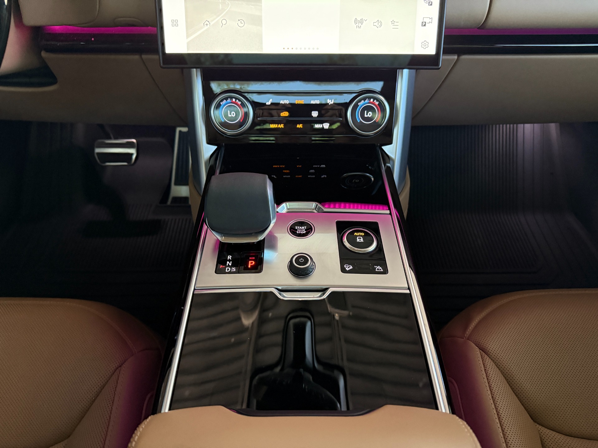 Used-2023-Land-Rover-Range-Rover-P400-SE-LWB