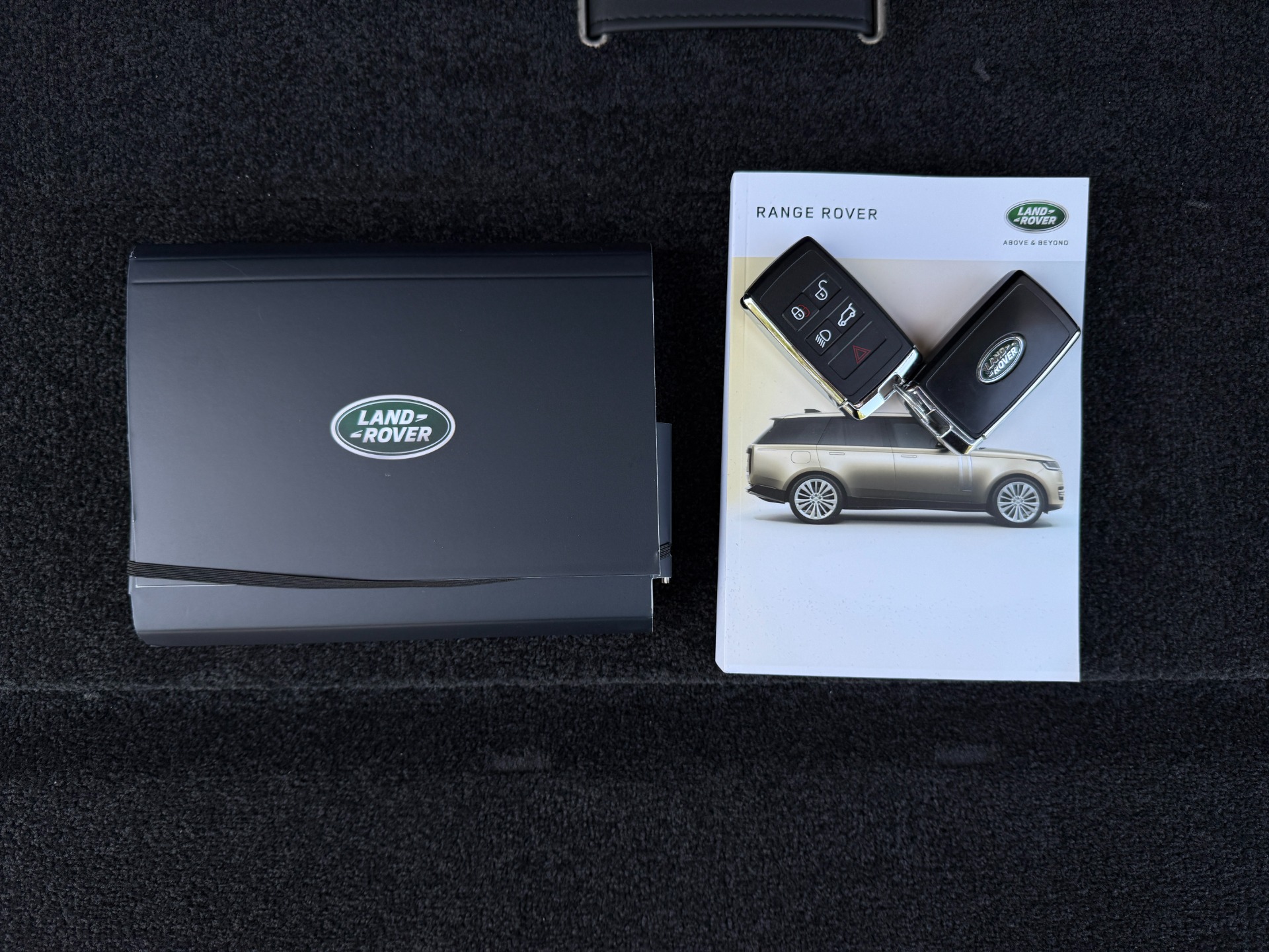 Used-2023-Land-Rover-Range-Rover-P400-SE-LWB