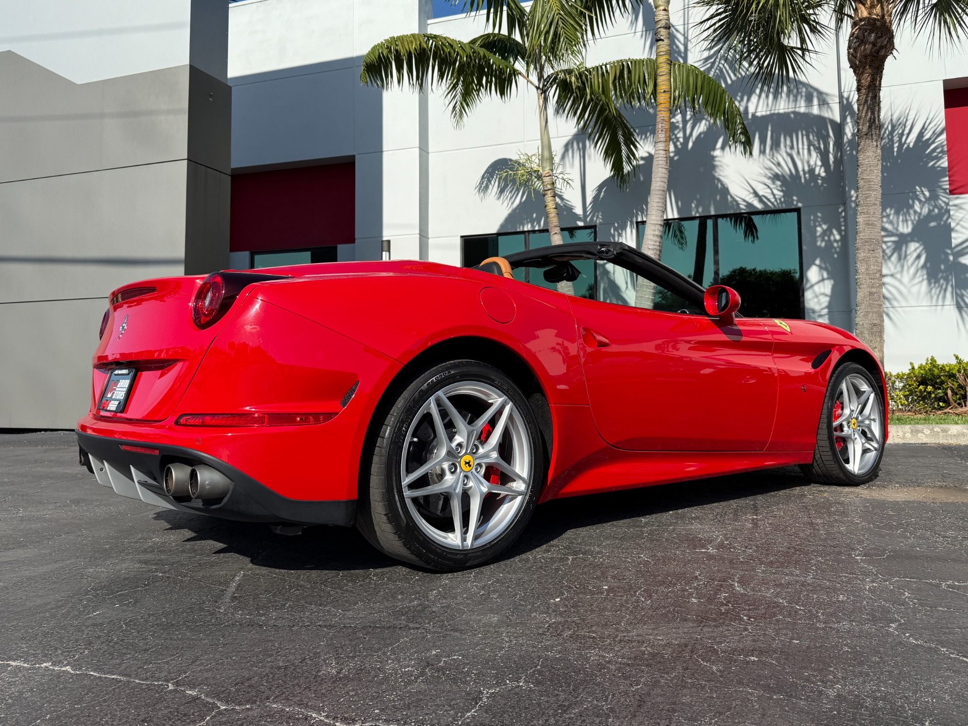 Used-2017-Ferrari-California-T