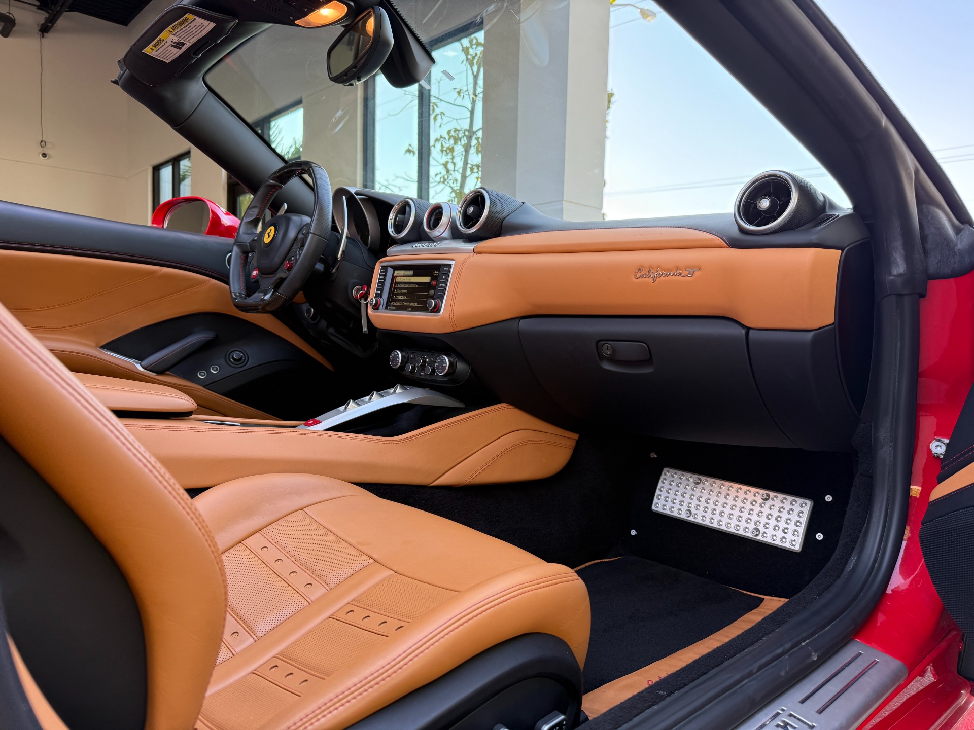 Used-2017-Ferrari-California-T