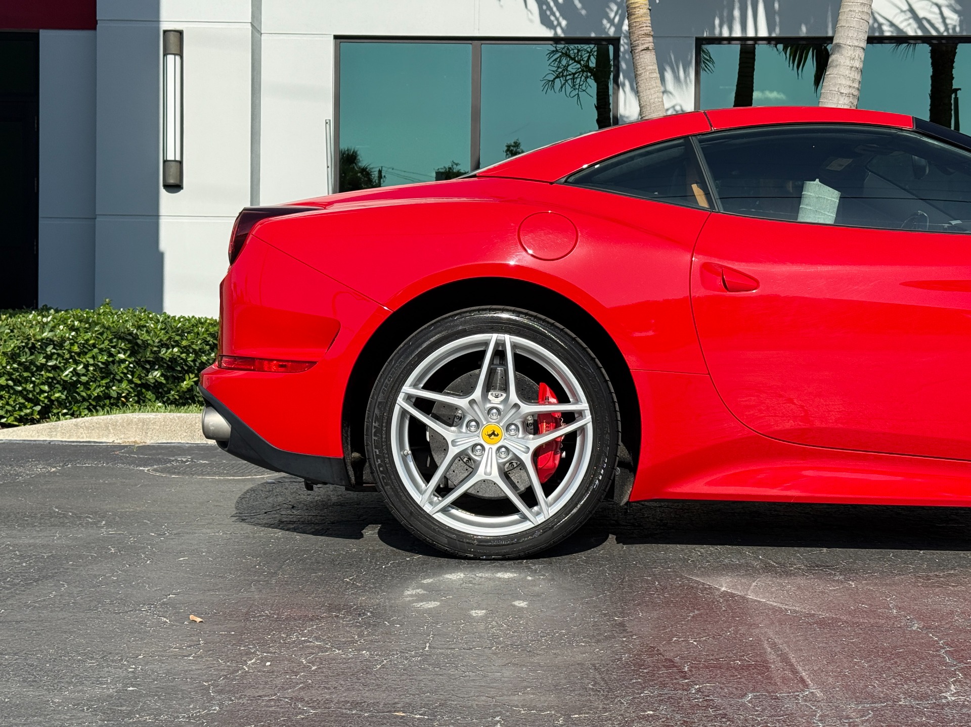 Used-2017-Ferrari-California-T