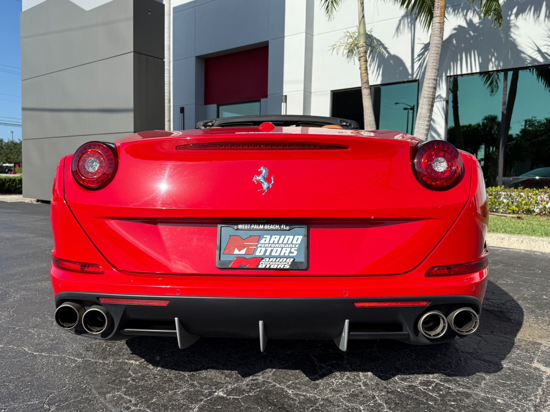 Used-2017-Ferrari-California-T