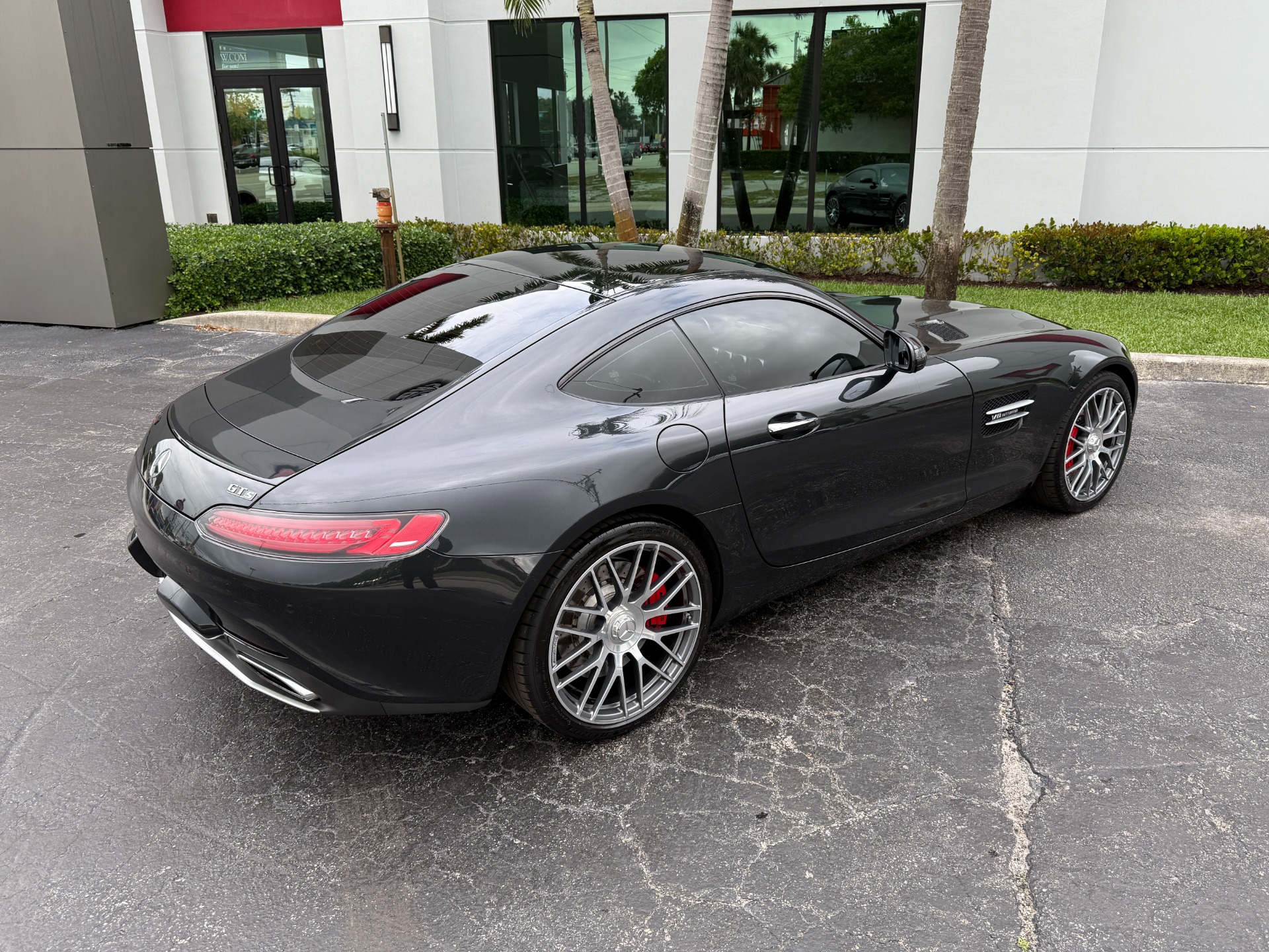 Used-2016-Mercedes-Benz-AMG-GT-S