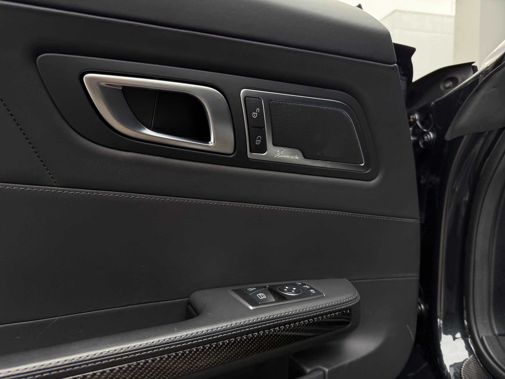 Used-2016-Mercedes-Benz-AMG-GT-S