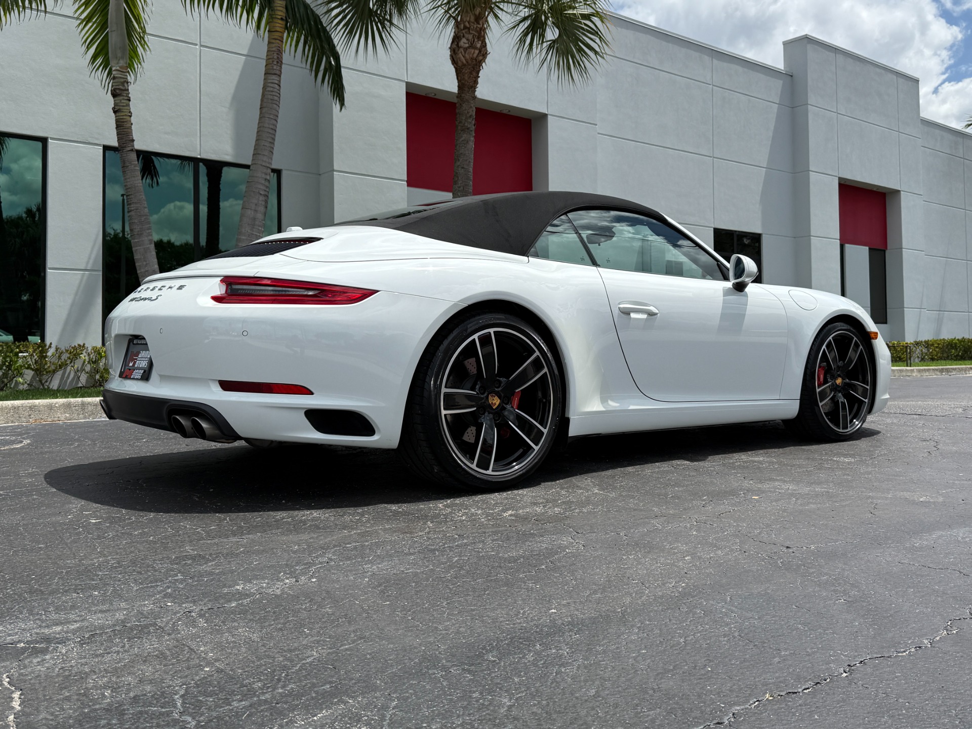 Used-2017-Porsche-911-Carrera-S