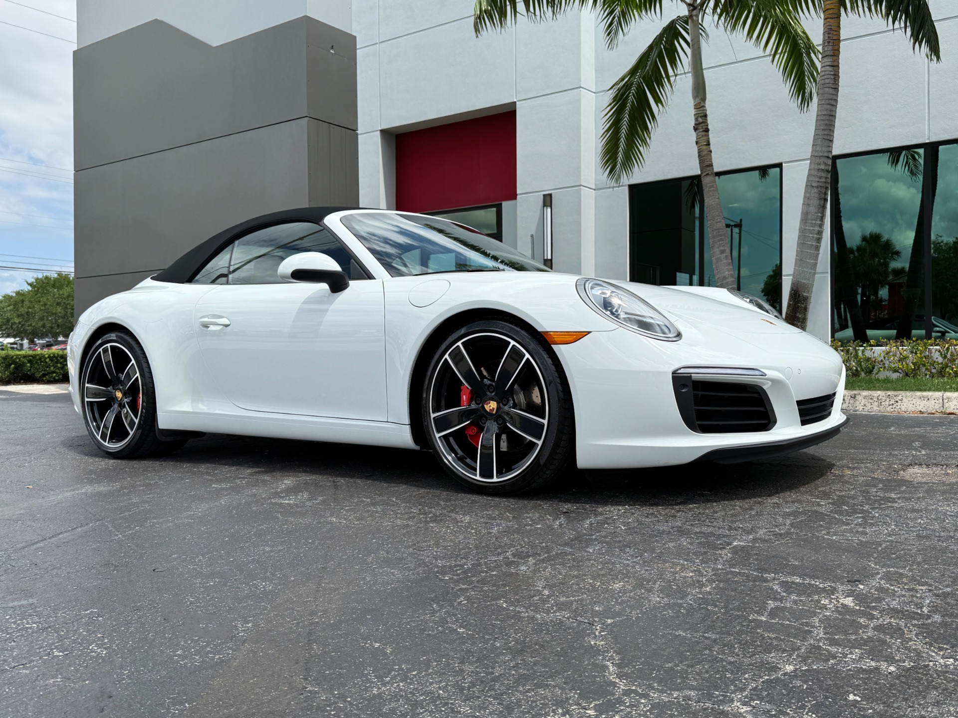 Used-2017-Porsche-911-Carrera-S