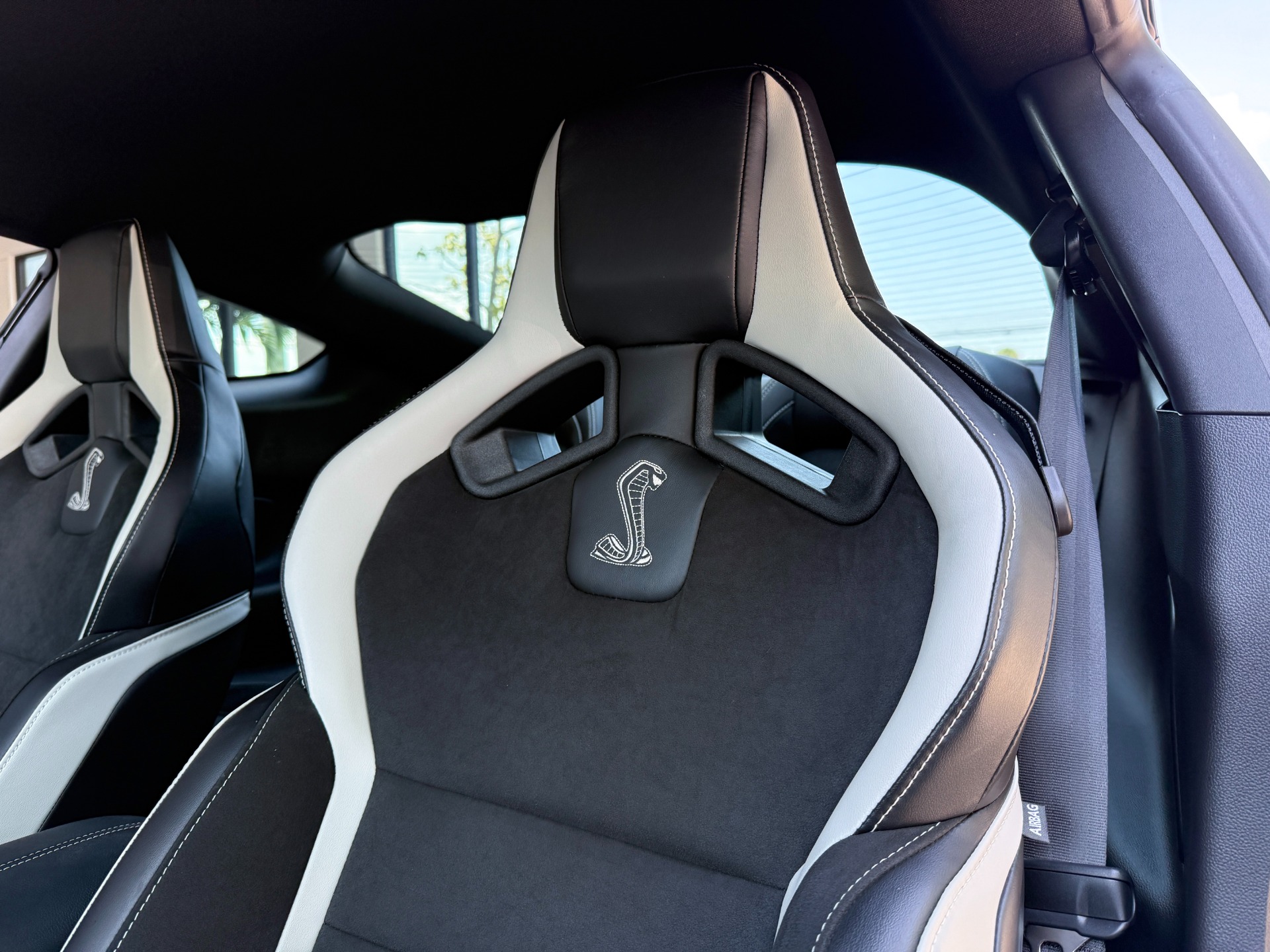 Used-2022-Ford-Mustang-Shelby-GT500