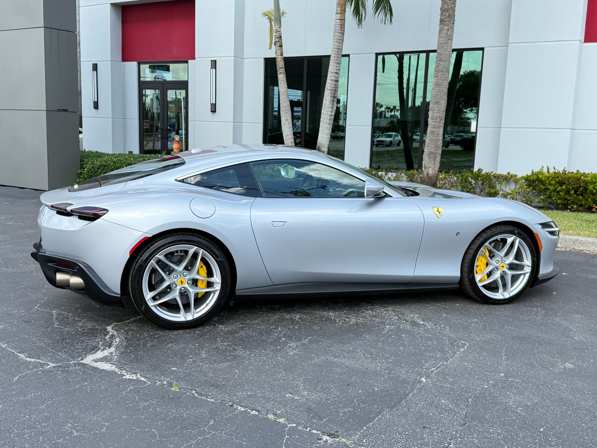 Used-2022-Ferrari-Roma