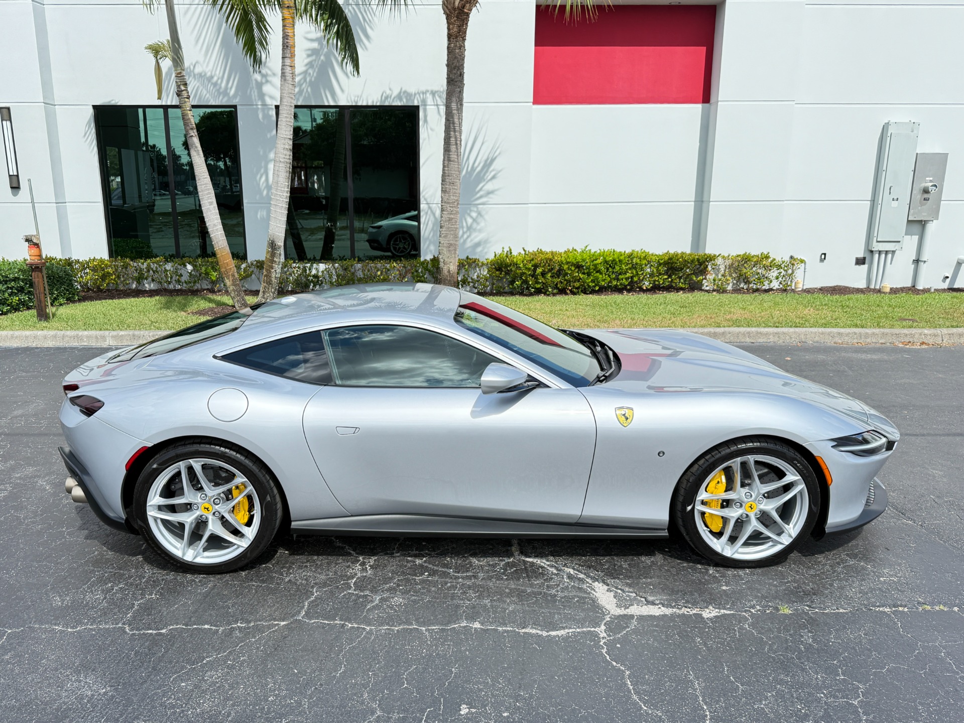 Used-2022-Ferrari-Roma