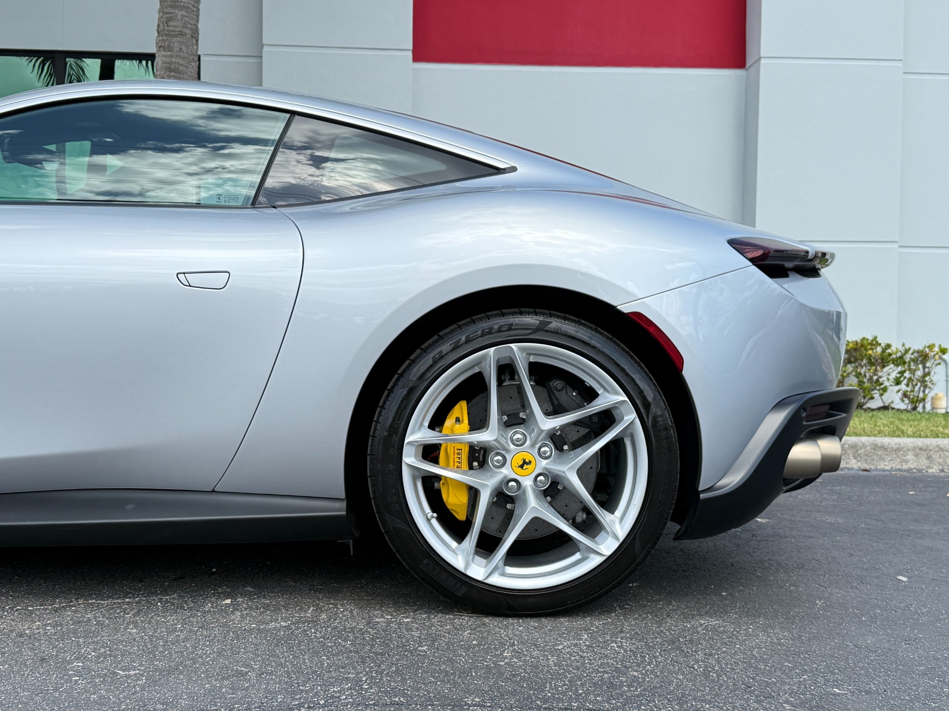 Used-2022-Ferrari-Roma
