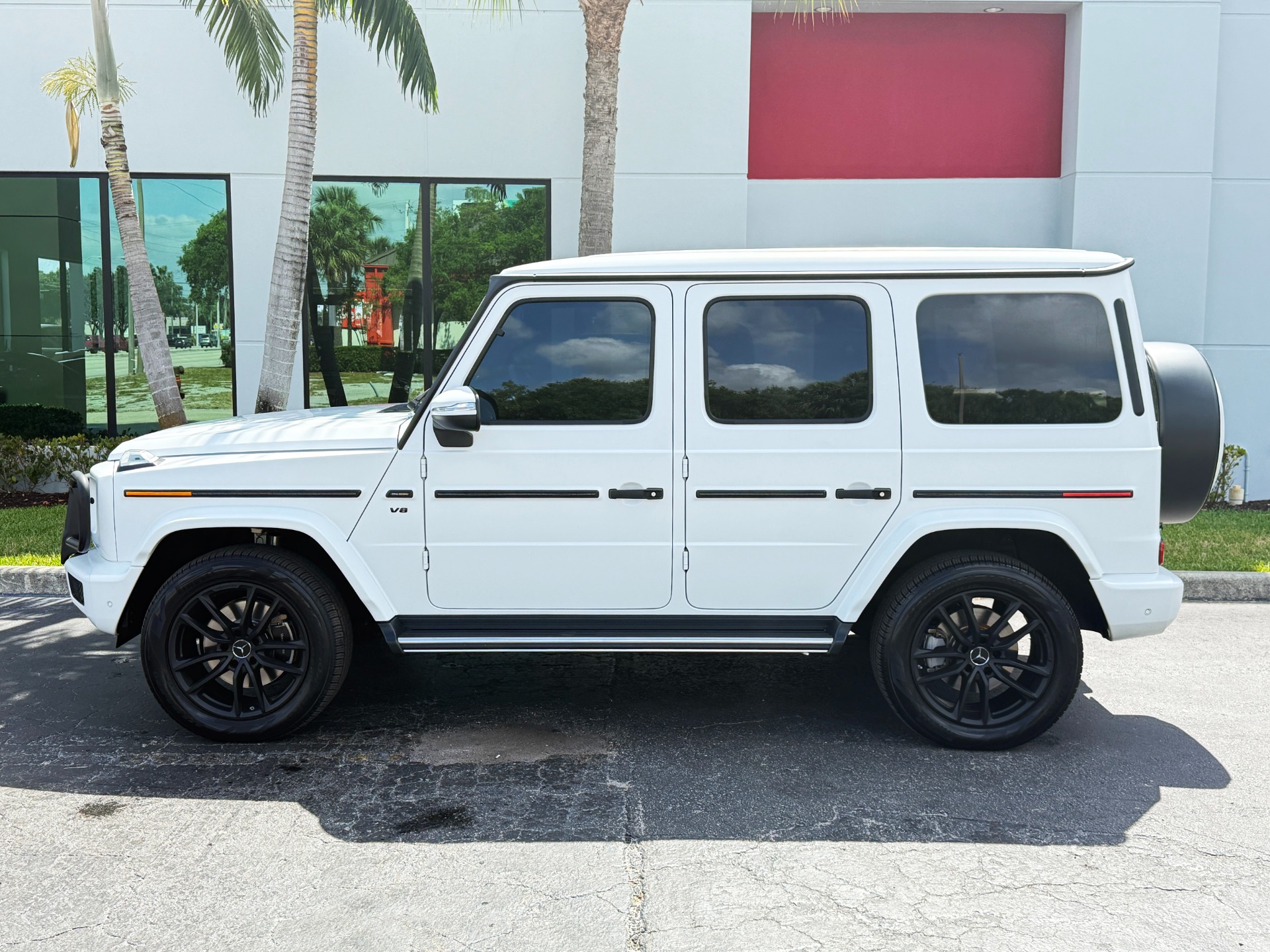 Used-2024-Mercedes-Benz-G-Class-G-550-Final-Edition