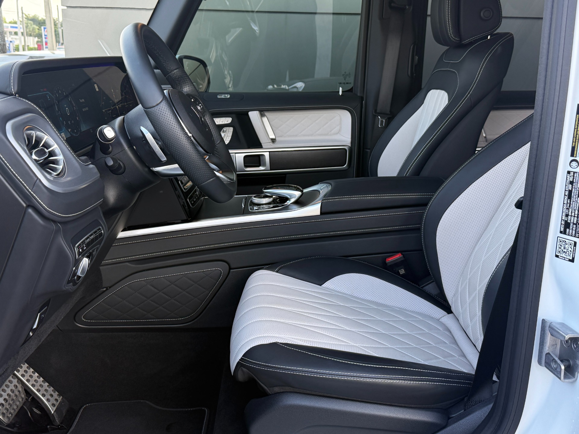 Used-2024-Mercedes-Benz-G-Class-G-550-Final-Edition