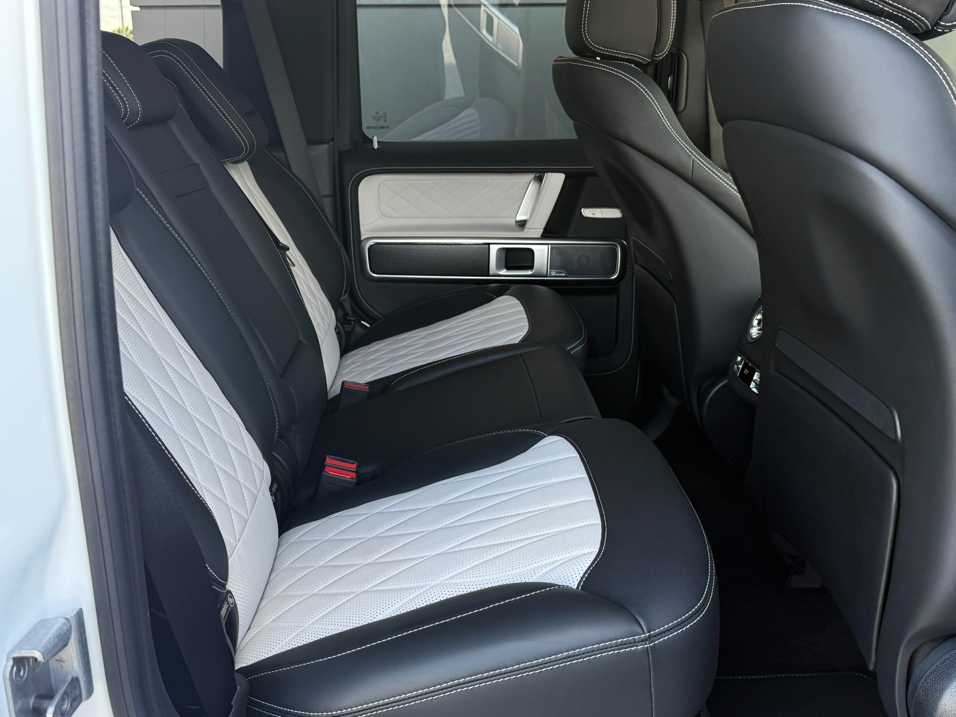 Used-2024-Mercedes-Benz-G-Class-G-550-Final-Edition