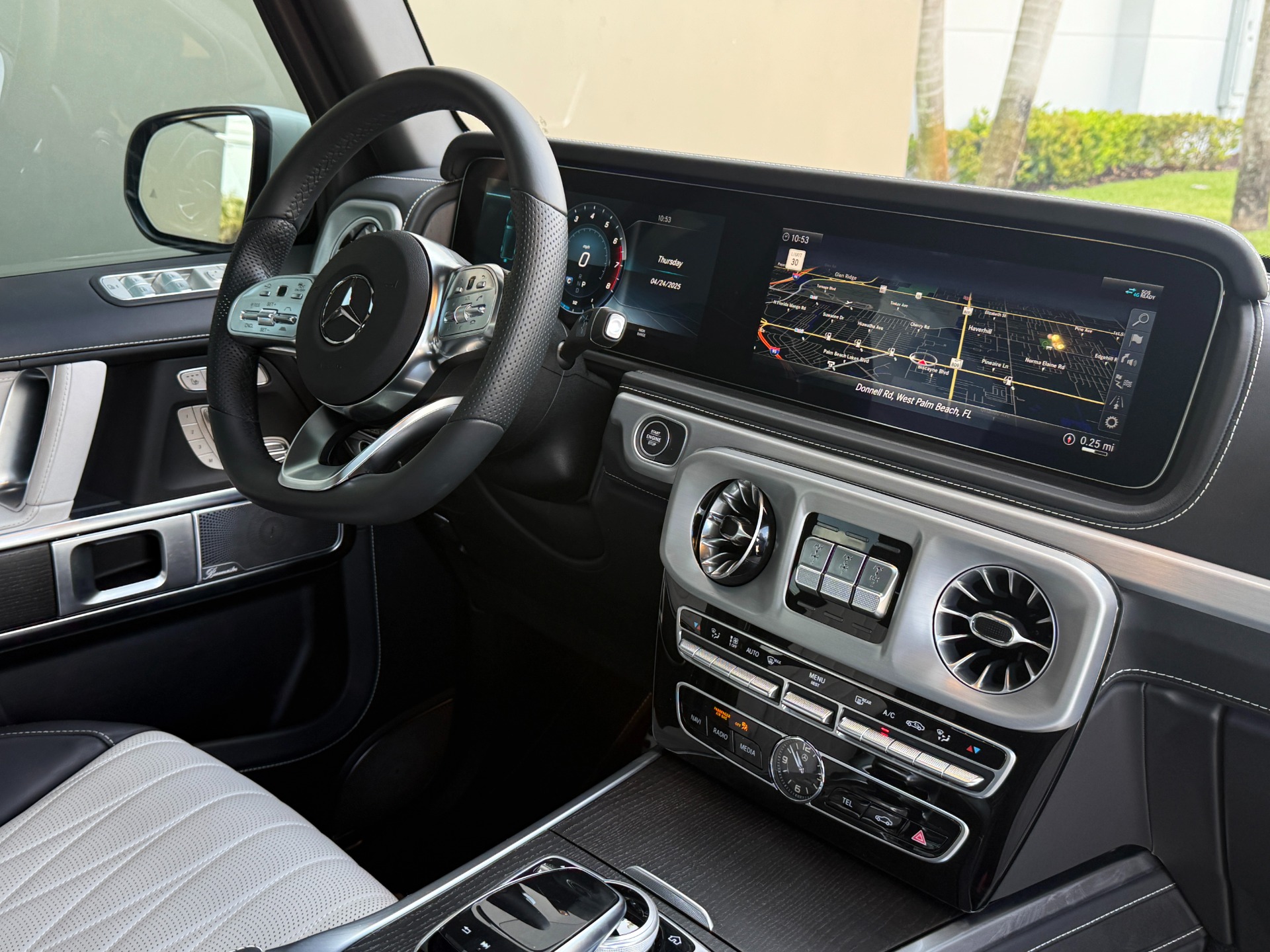 Used-2024-Mercedes-Benz-G-Class-G-550-Final-Edition