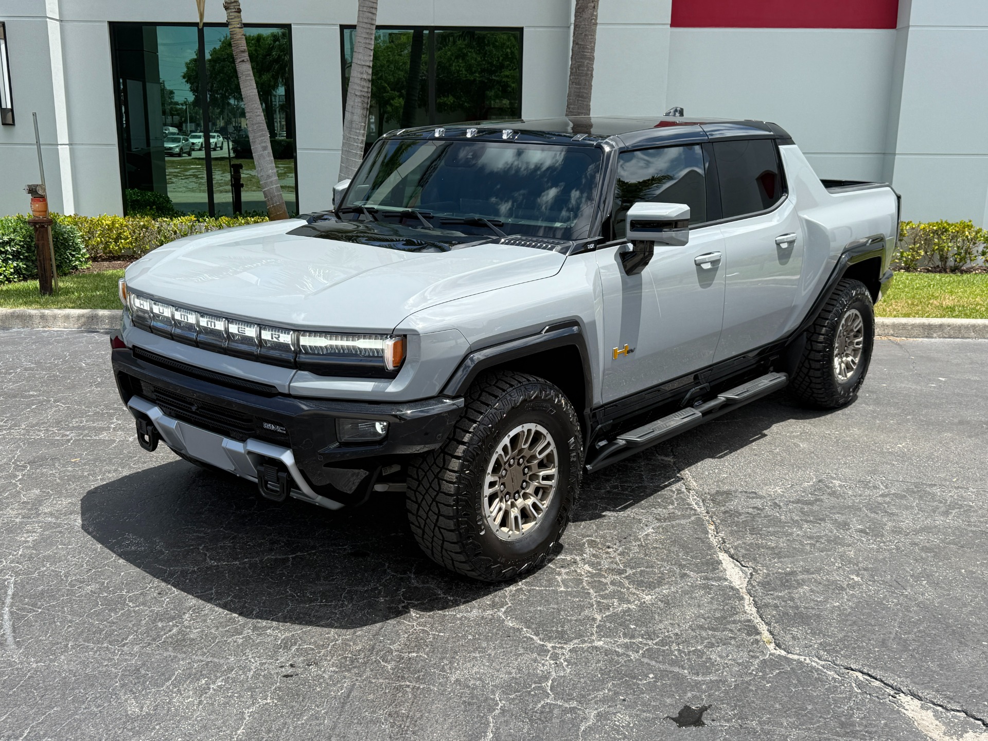 Used-2024-GMC-HUMMER-EV-3X