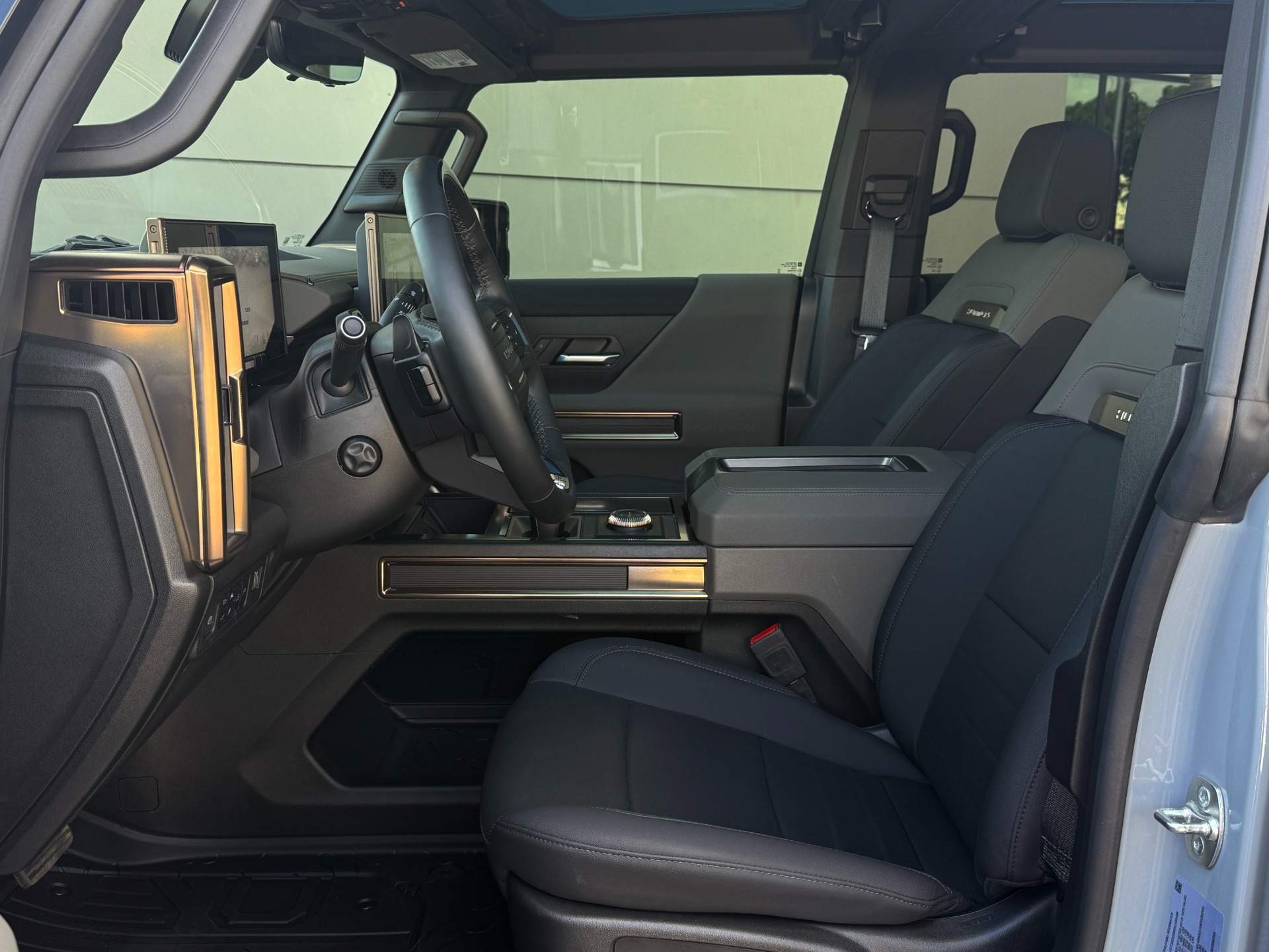 Used-2024-GMC-HUMMER-EV-3X