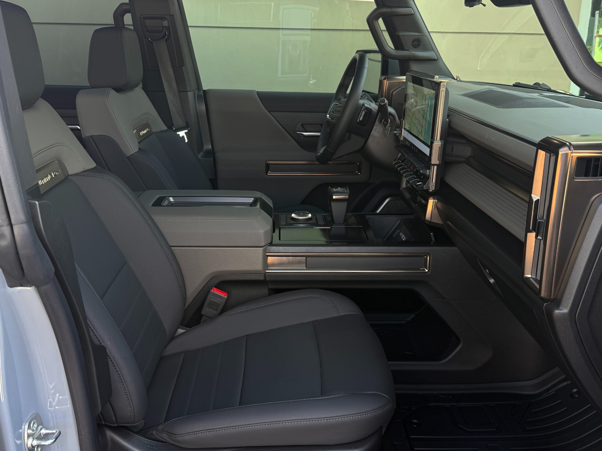 Used-2024-GMC-HUMMER-EV-3X