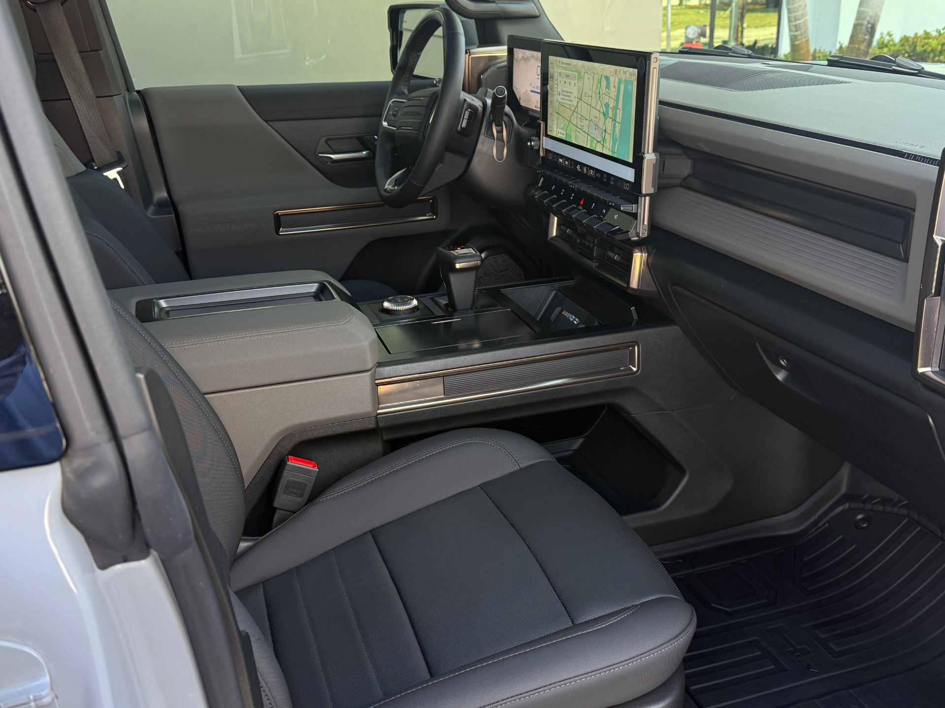 Used-2024-GMC-HUMMER-EV-3X