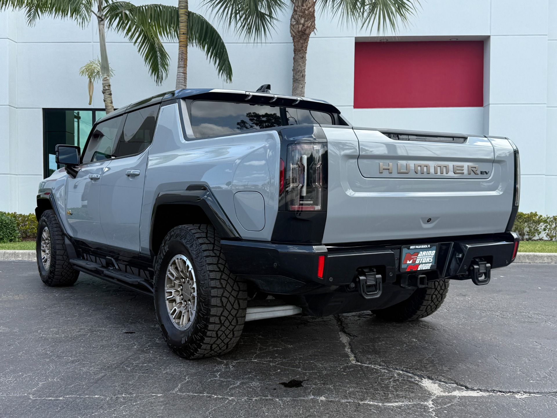 Used-2024-GMC-HUMMER-EV-3X