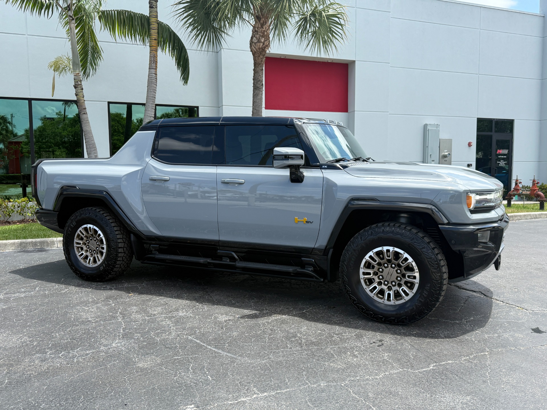 Used-2024-GMC-HUMMER-EV-3X