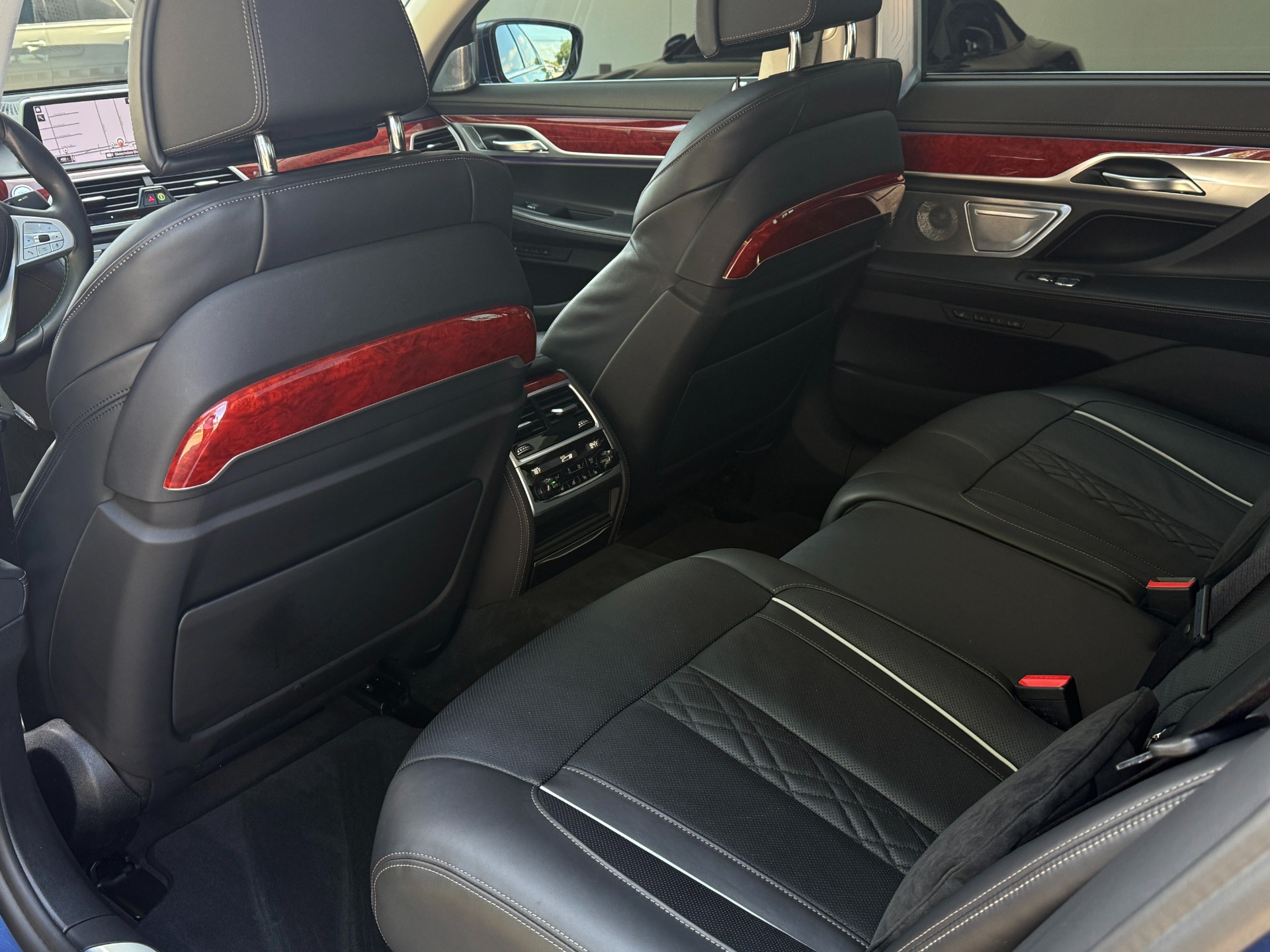 Used-2021-BMW-7-Series-ALPINA-B7-xDrive