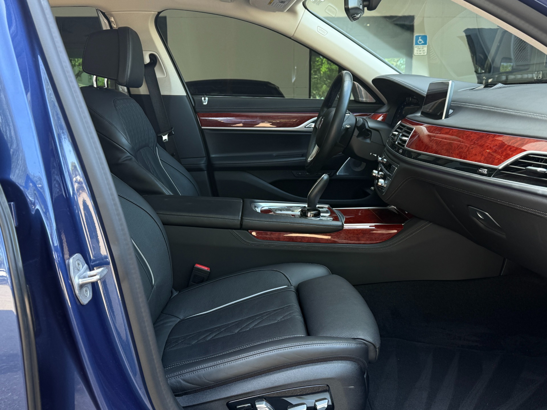 Used-2021-BMW-7-Series-ALPINA-B7-xDrive