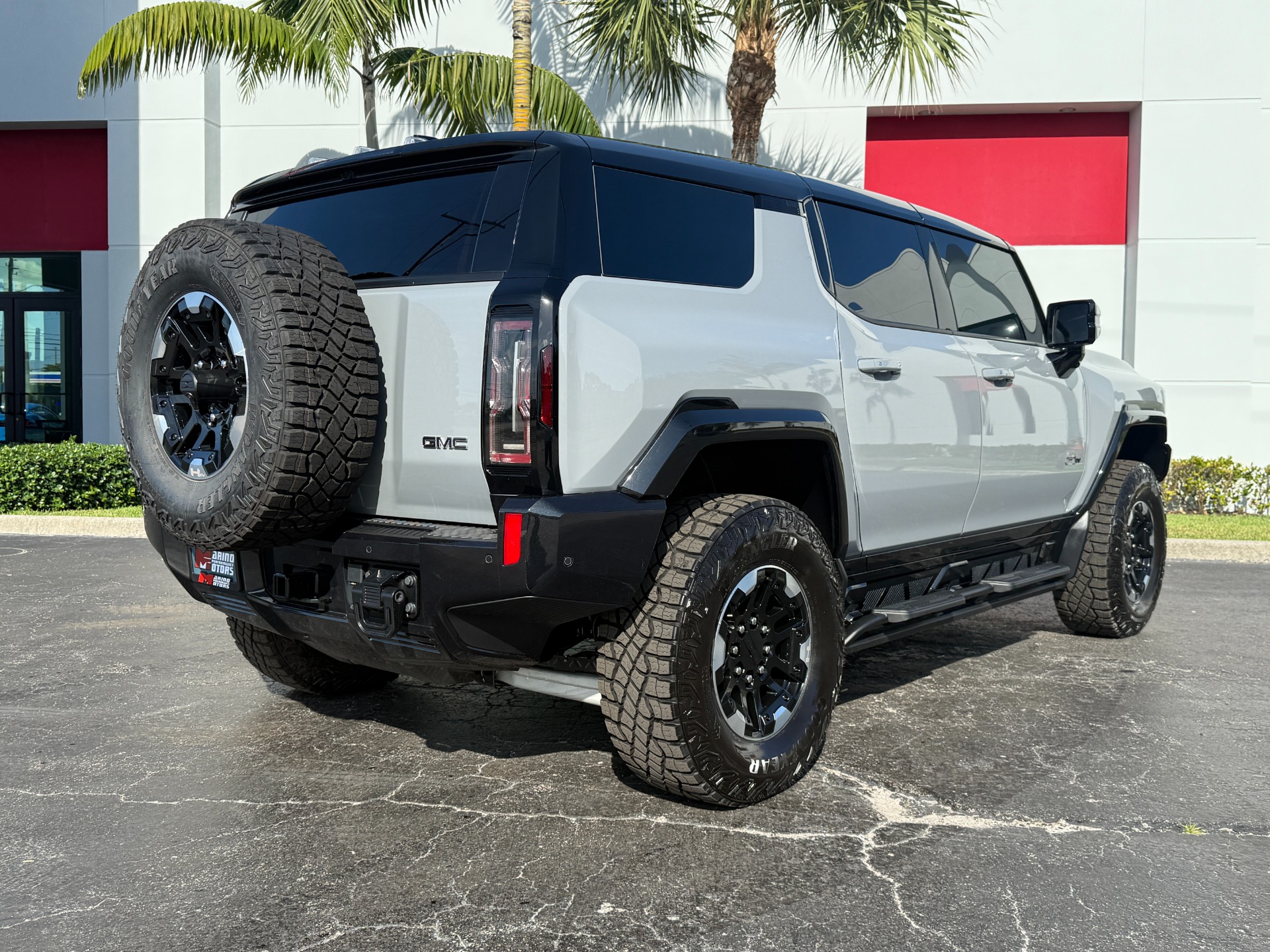 Used-2024-GMC-HUMMER-EV-2X