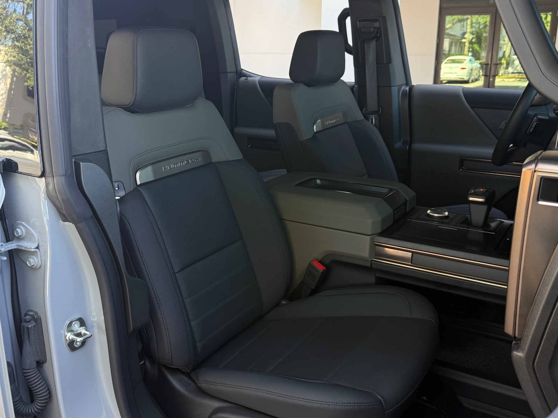 Used-2024-GMC-HUMMER-EV-2X