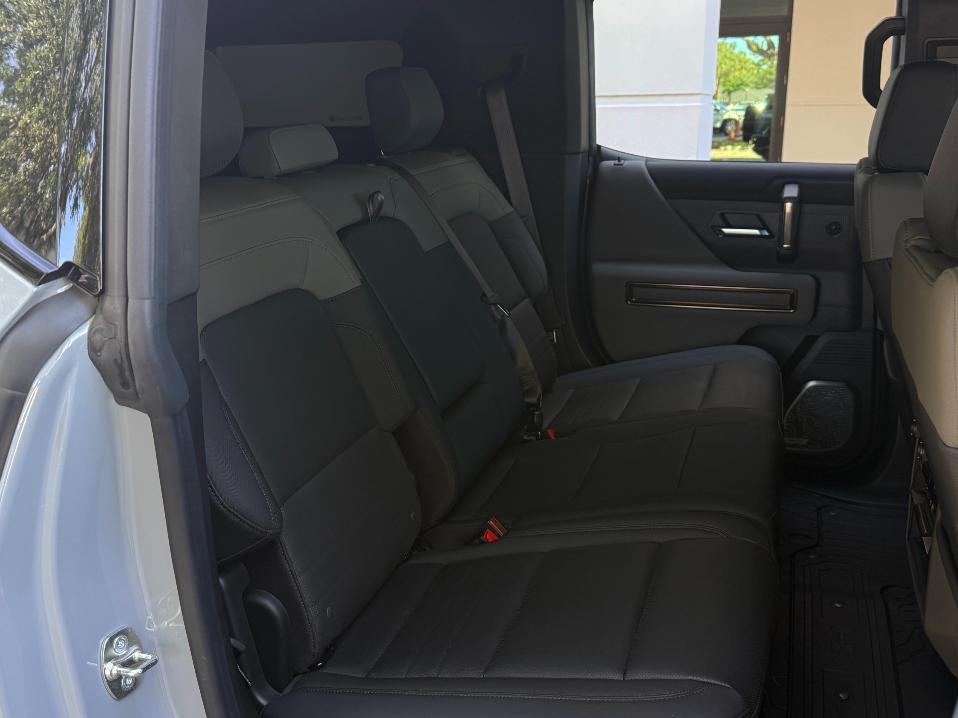 Used-2024-GMC-HUMMER-EV-2X