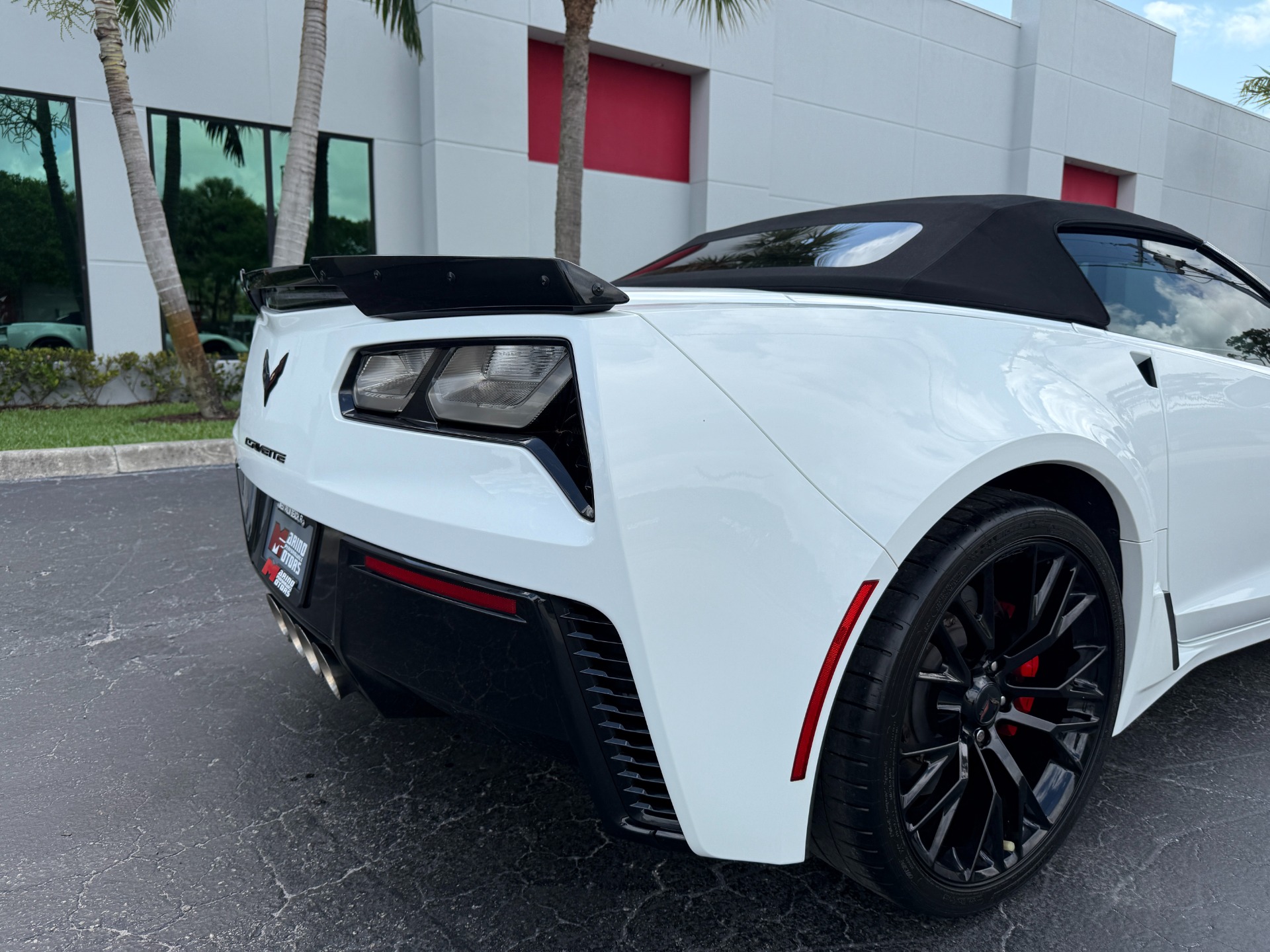 Used-2019-Chevrolet-Corvette-Z06