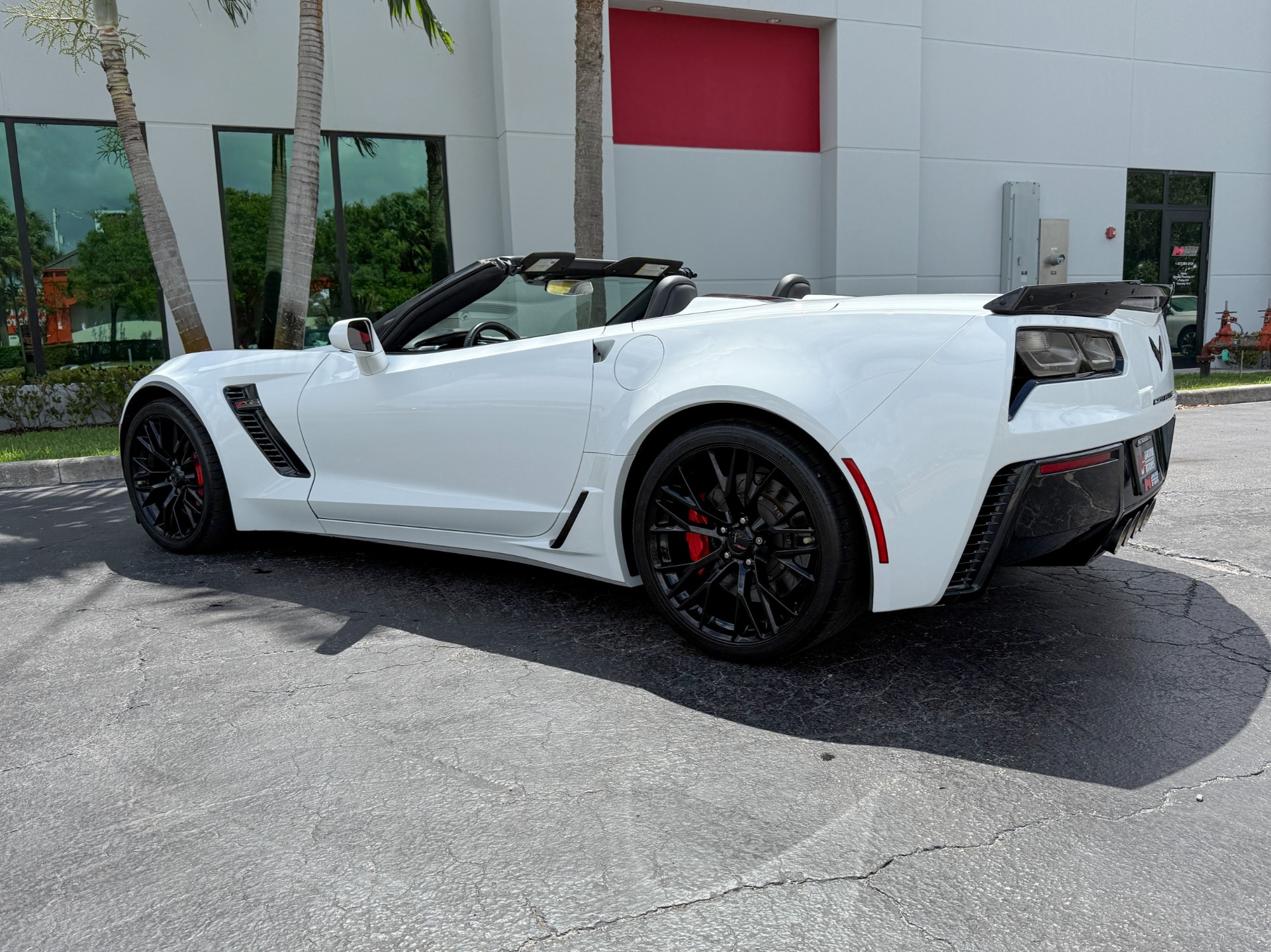 Used-2019-Chevrolet-Corvette-Z06