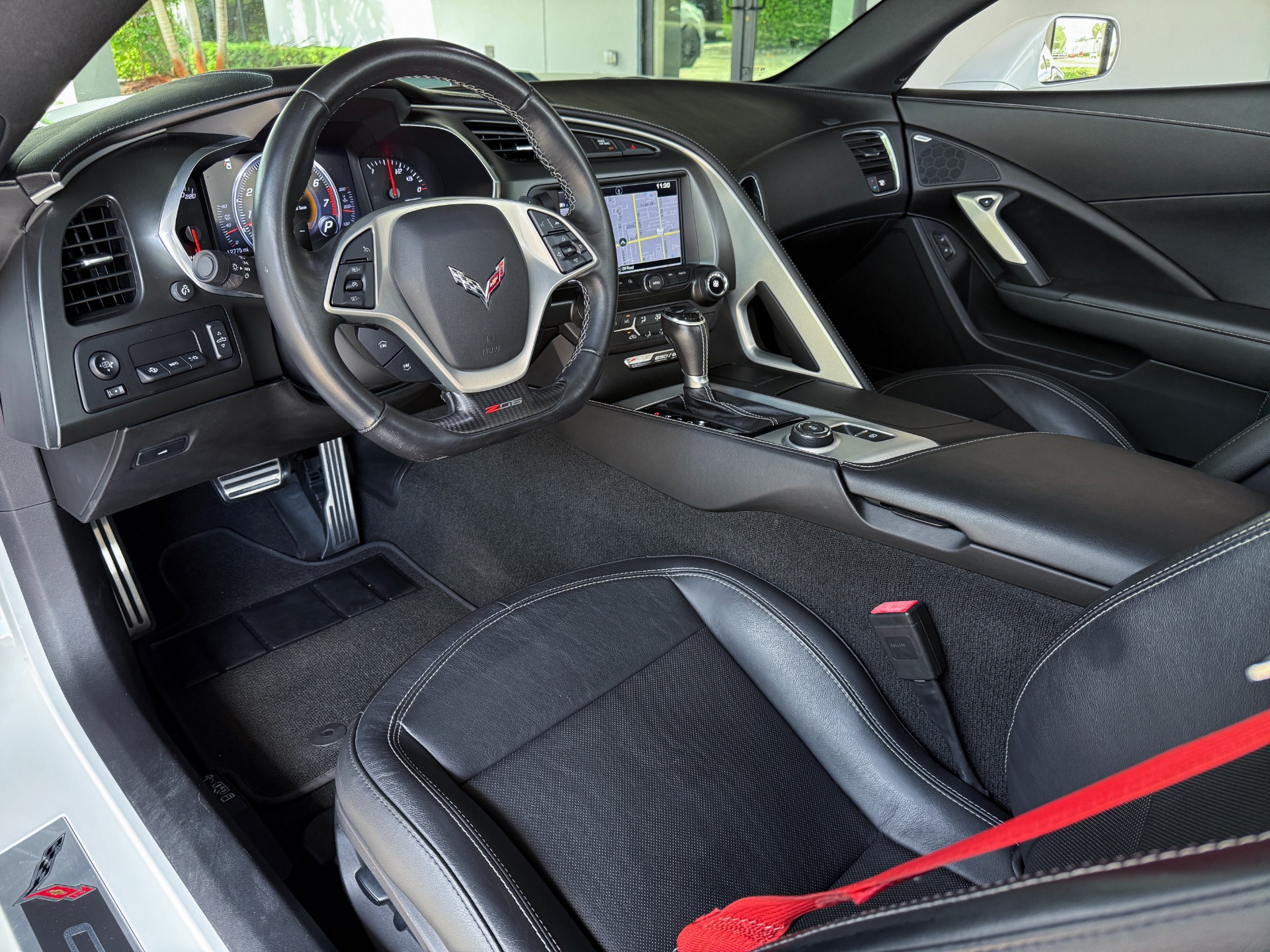Used-2019-Chevrolet-Corvette-Z06