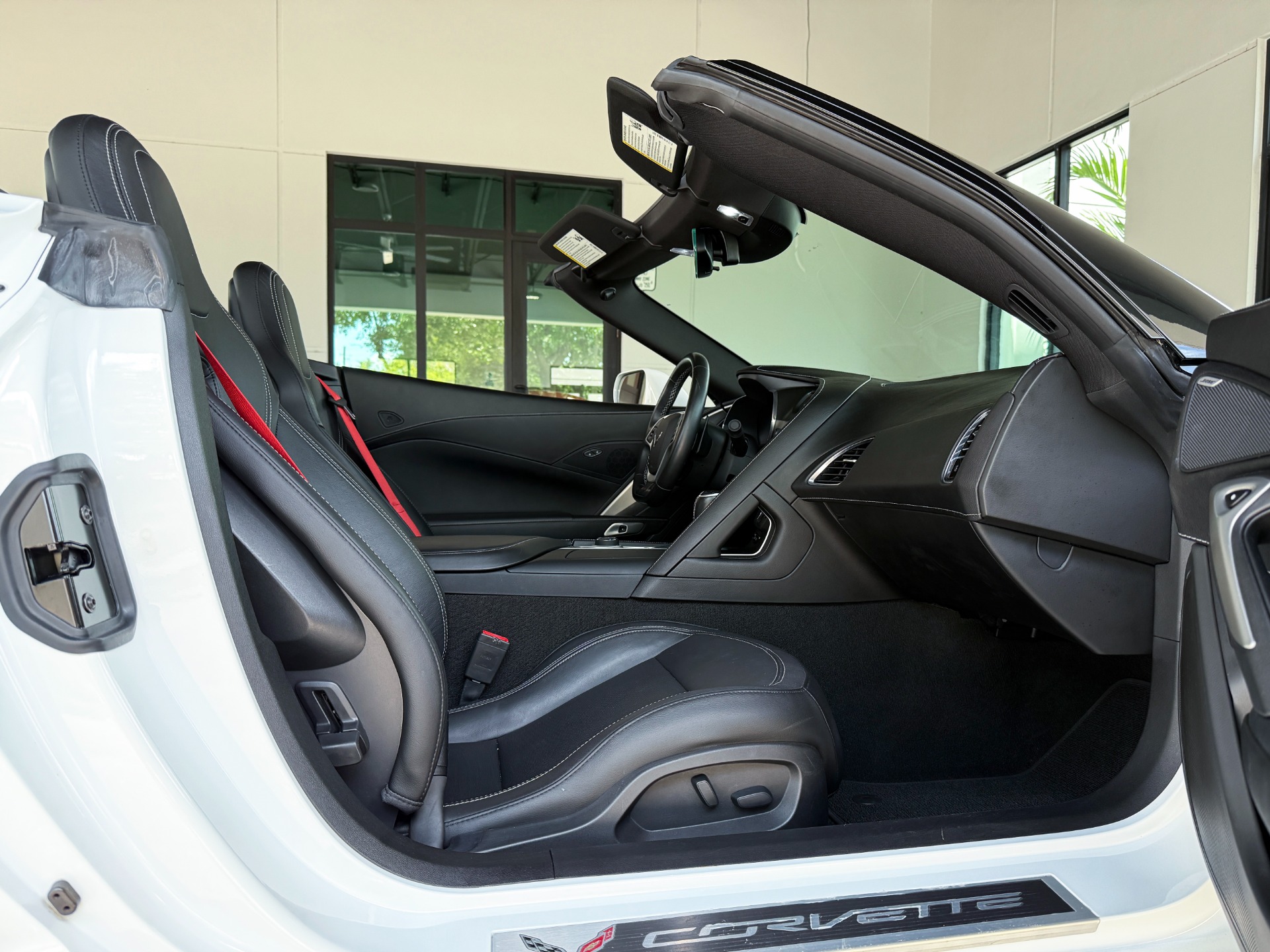 Used-2019-Chevrolet-Corvette-Z06