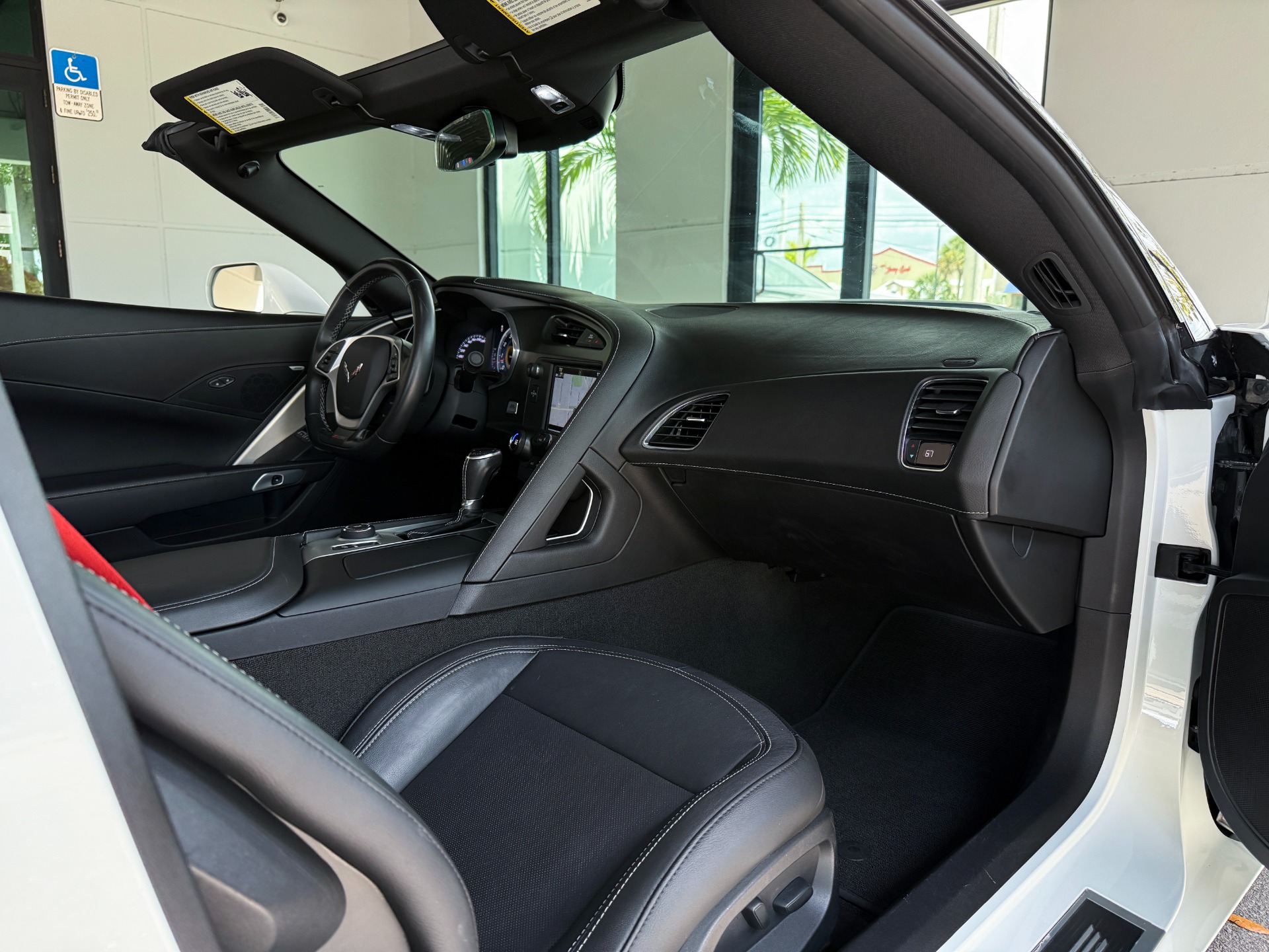 Used-2019-Chevrolet-Corvette-Z06