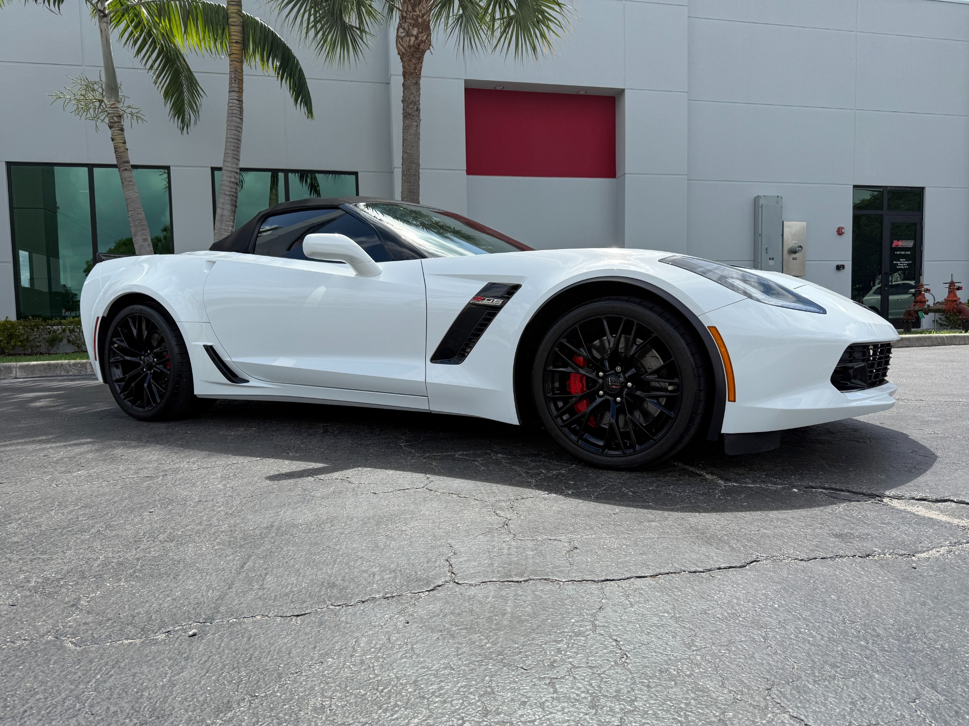 Used-2019-Chevrolet-Corvette-Z06