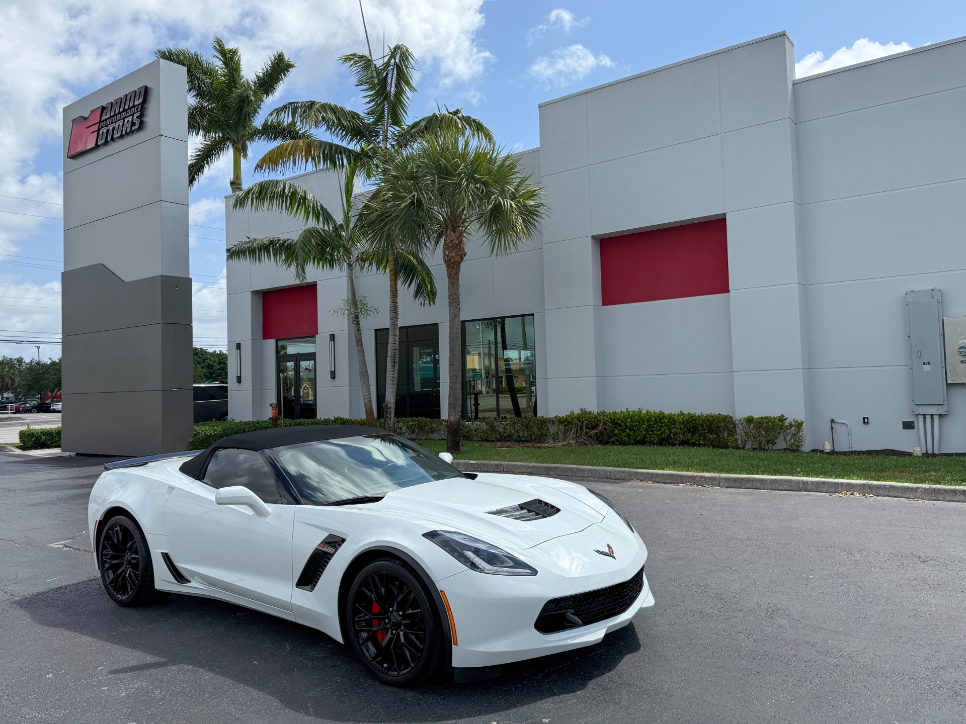 Used-2019-Chevrolet-Corvette-Z06