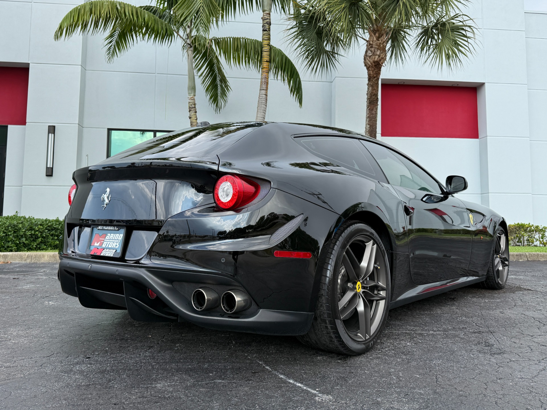 Used-2015-Ferrari-FF
