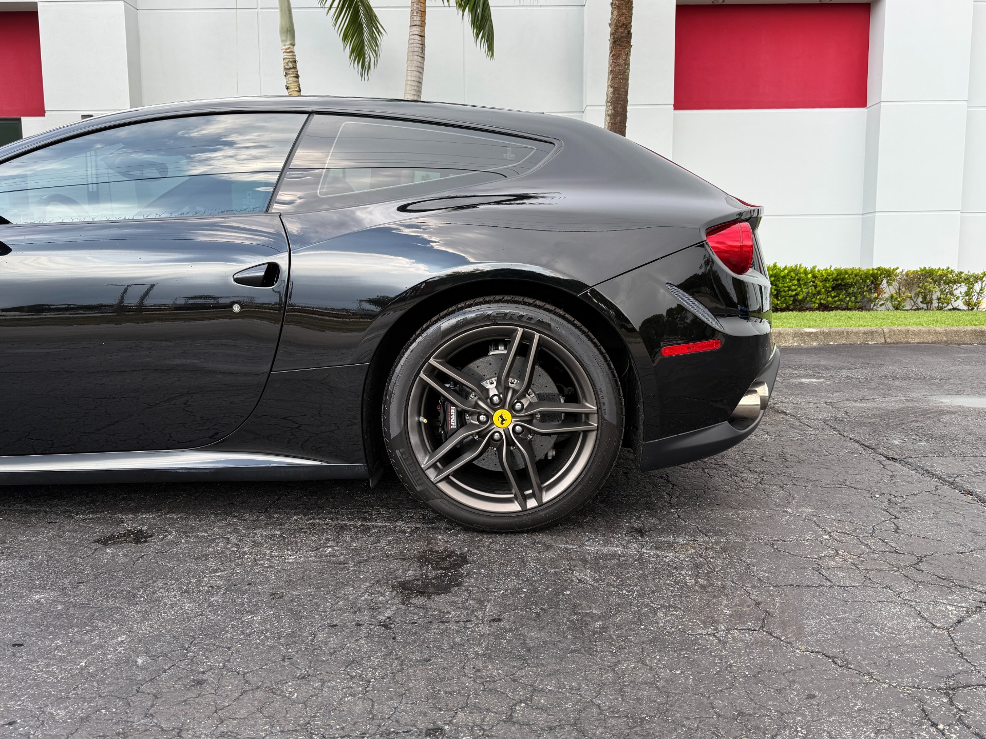 Used-2015-Ferrari-FF
