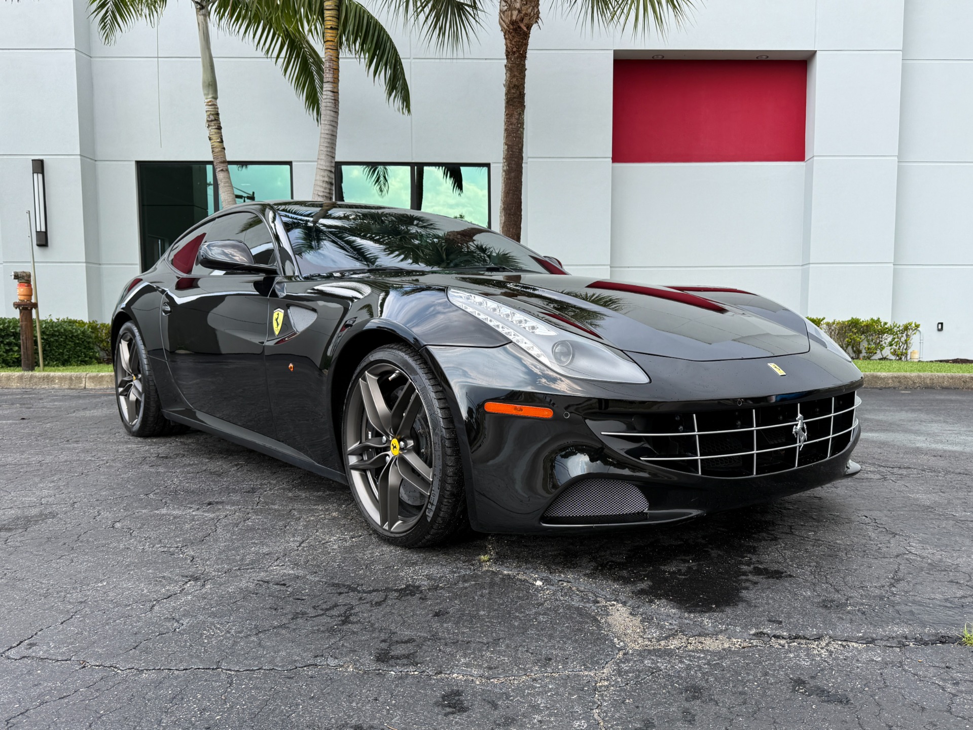 Used-2015-Ferrari-FF