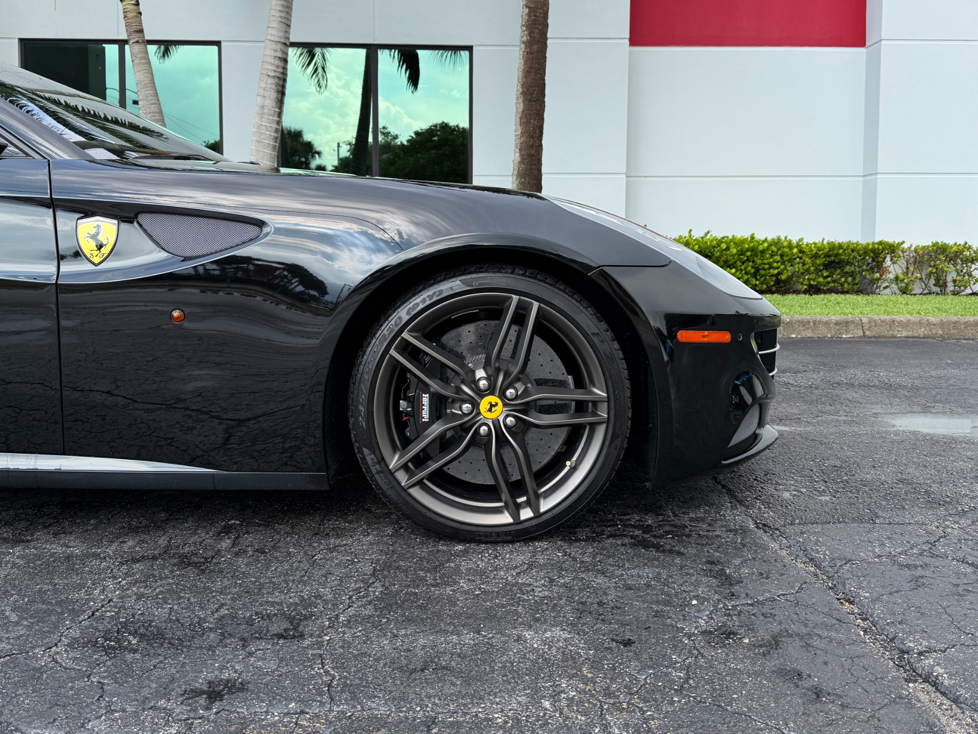 Used-2015-Ferrari-FF