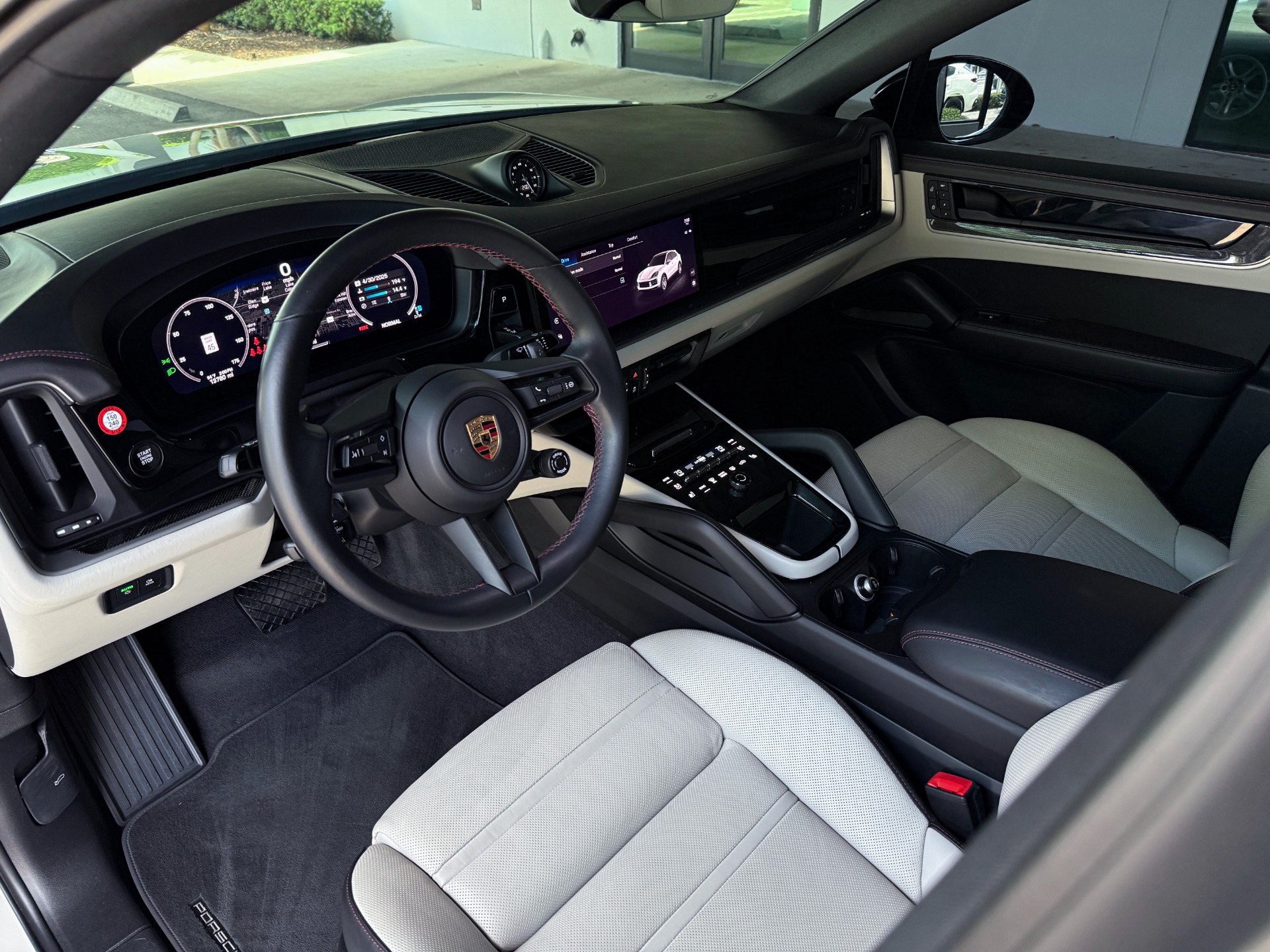 Used-2024-Porsche-Cayenne-Coupe