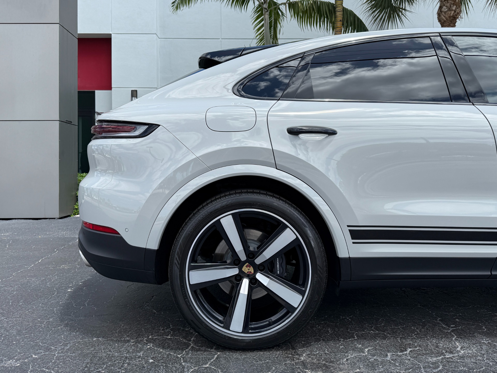 Used-2024-Porsche-Cayenne-Coupe