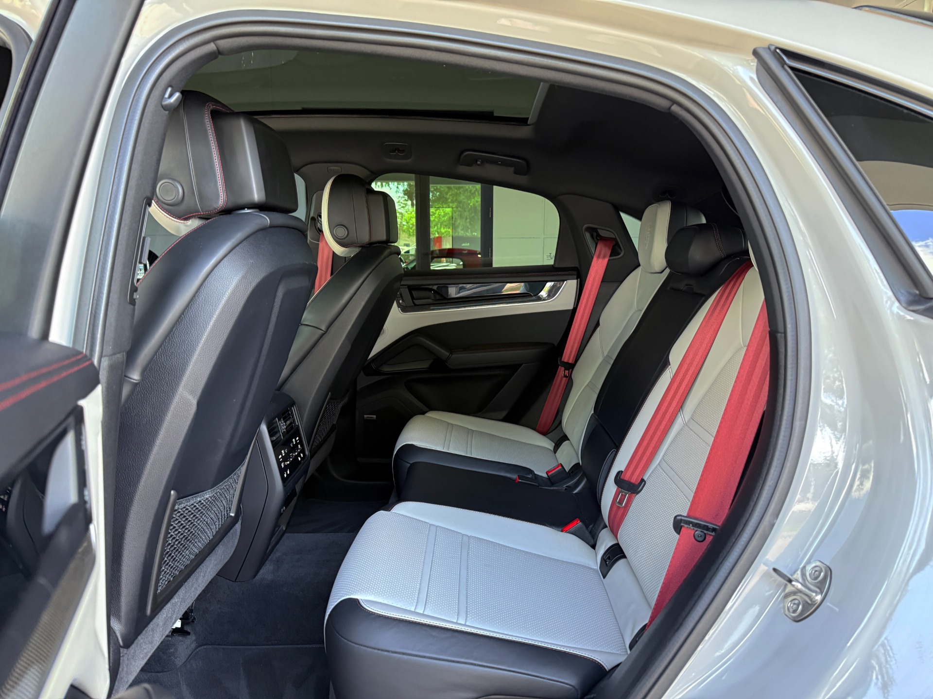 Used-2024-Porsche-Cayenne-Coupe